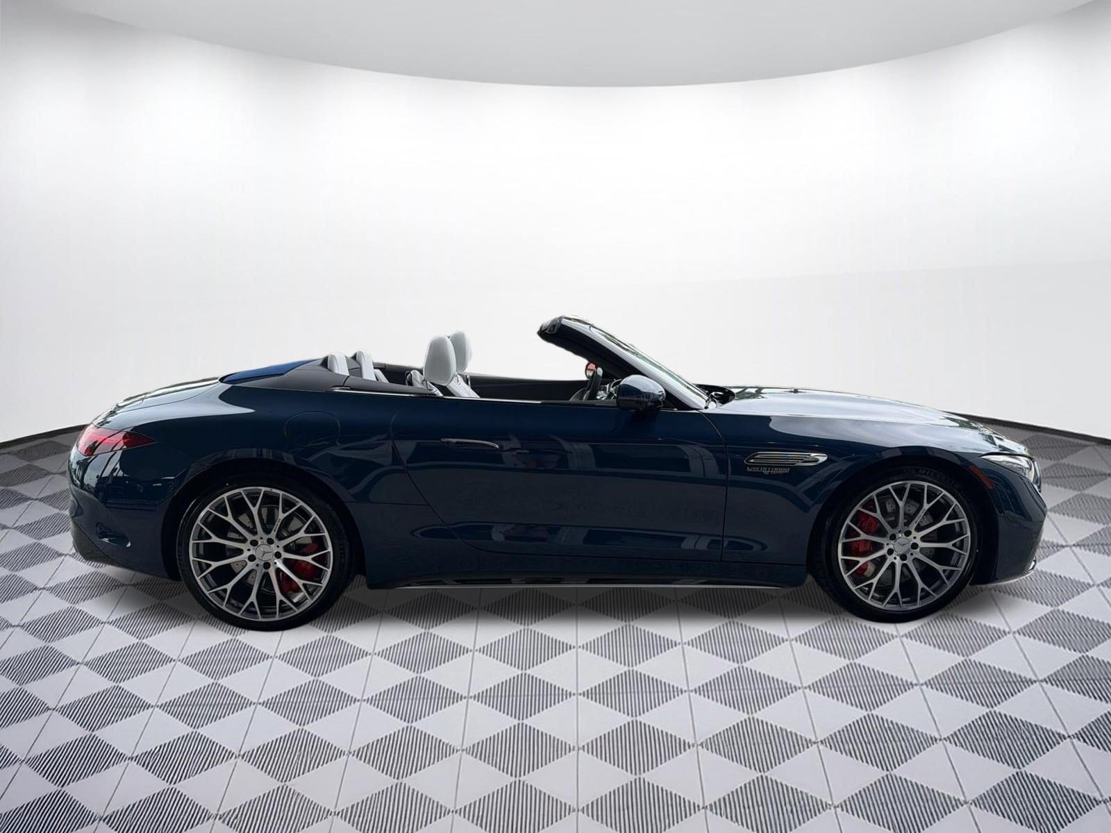 2027 Mercedes-Benz AMG SL 55 Base Convertible