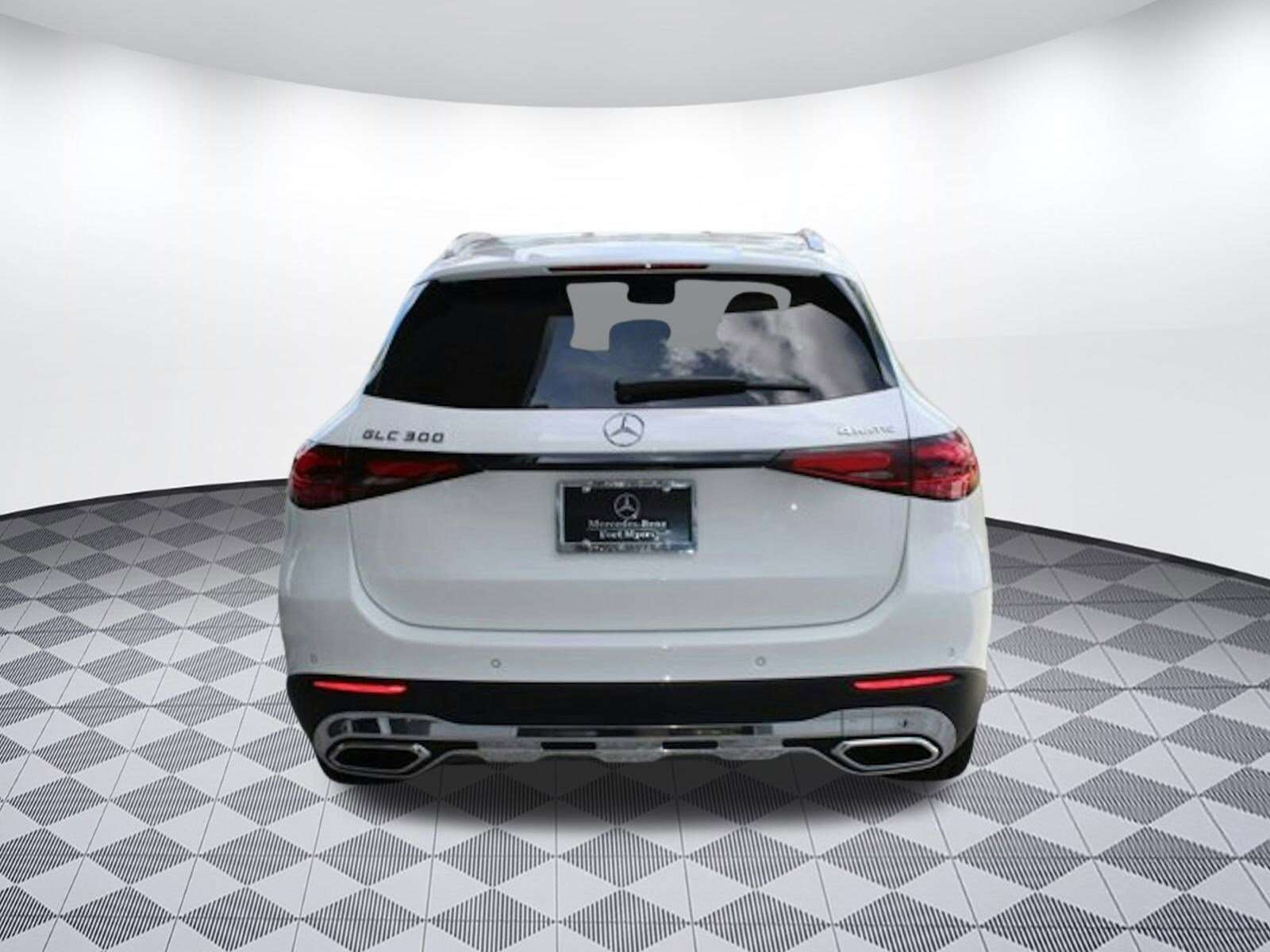2025 Mercedes Benz GLC 300 4MATIC photo 4