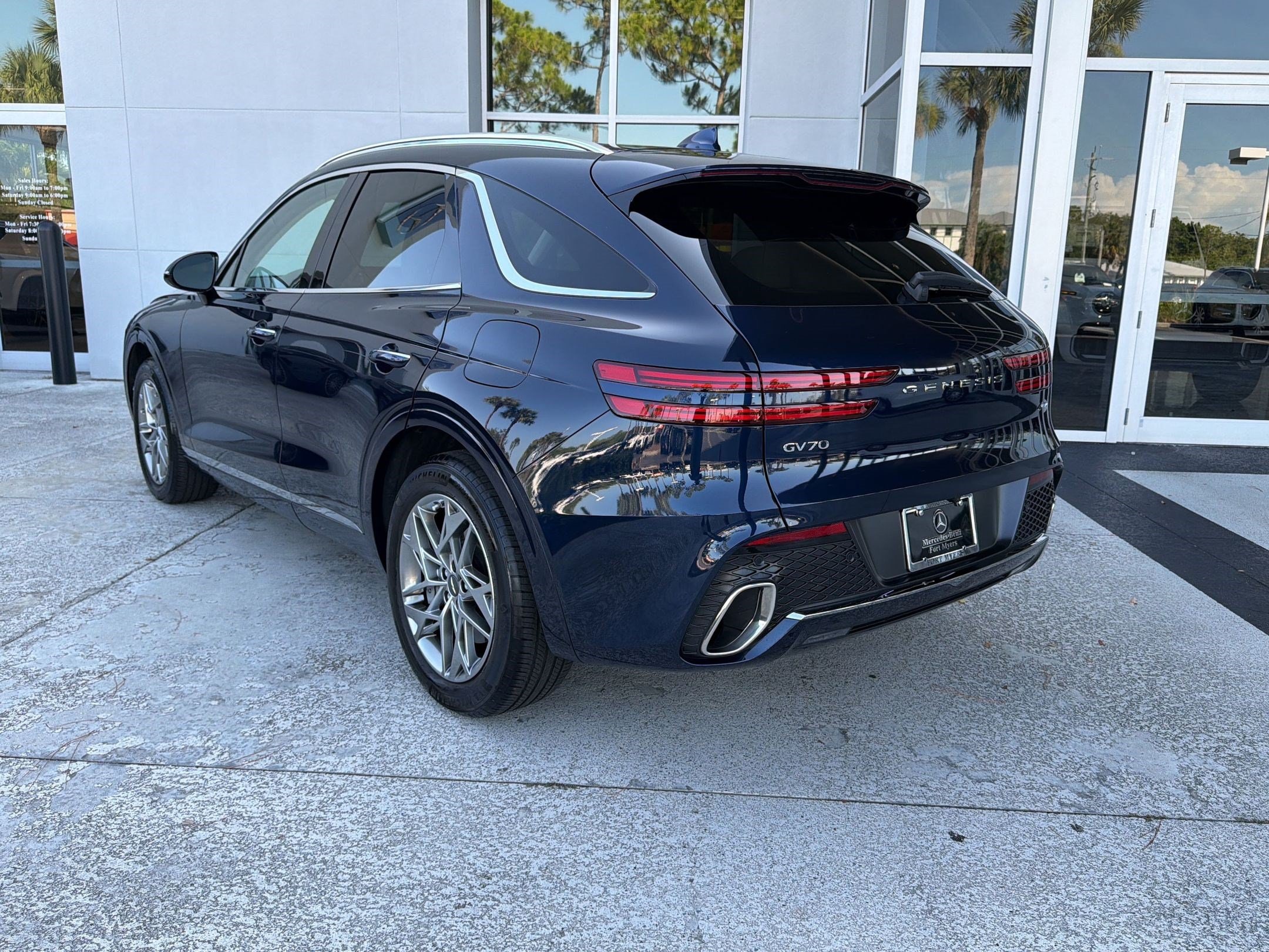 GV70 2.5T SUV