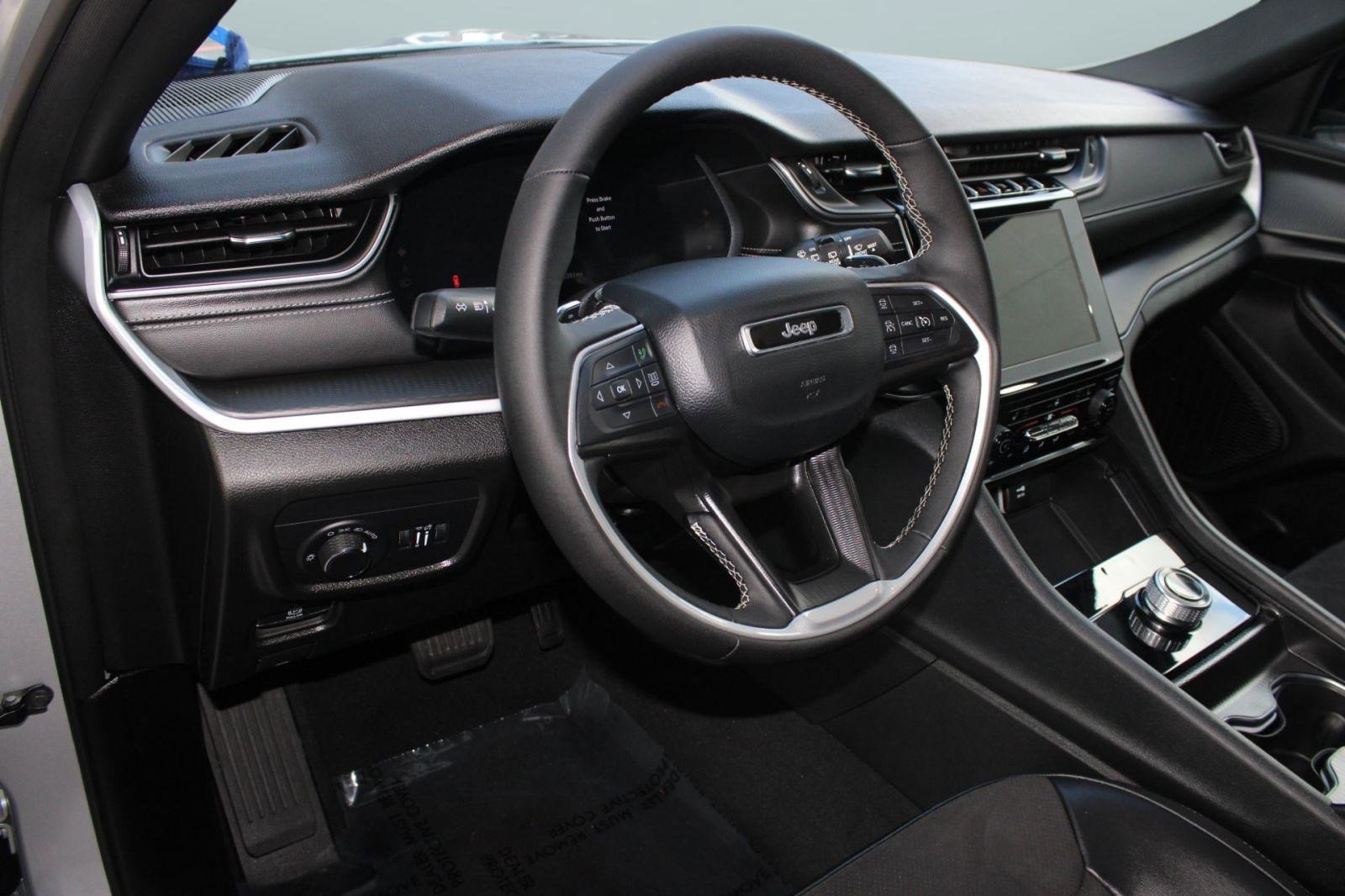 2024 Jeep Grand Cherokee Altitude X photo 4