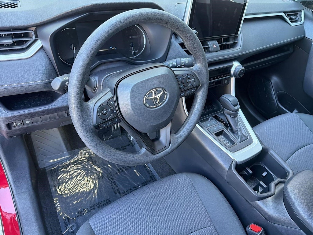 Used 2025 Toyota RAV4 XLE SUV