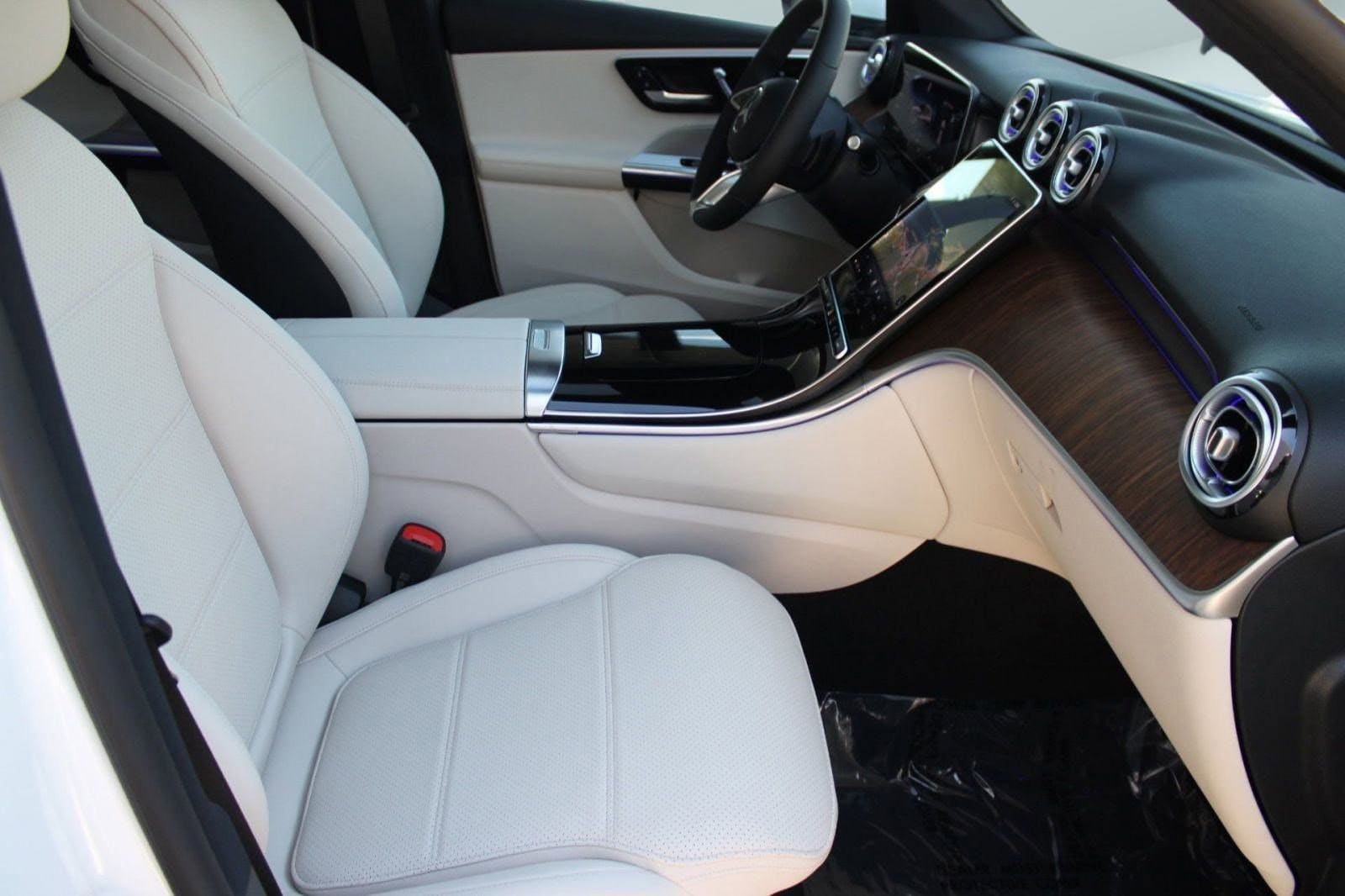 2026 Mercedes-Benz GLC Base - Photo 32