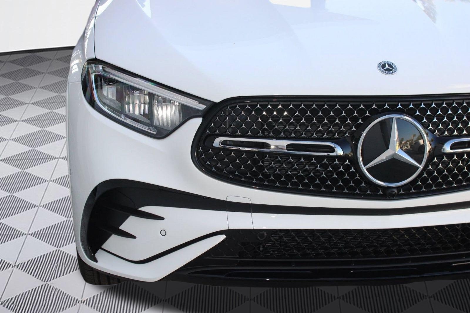 2026 Mercedes-Benz GLC Base - Photo 11