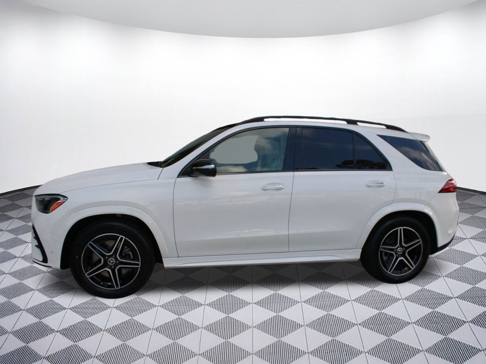 2026 Mercedes Benz GLE 350 4MATIC photo 2