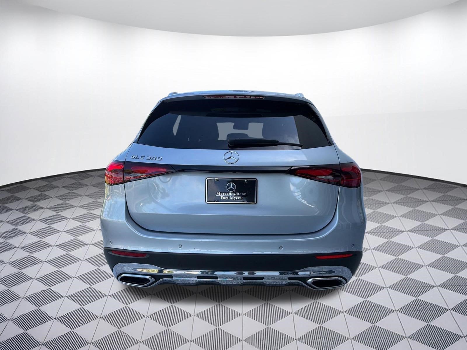 2026 Mercedes-Benz GLC Base - Photo 10