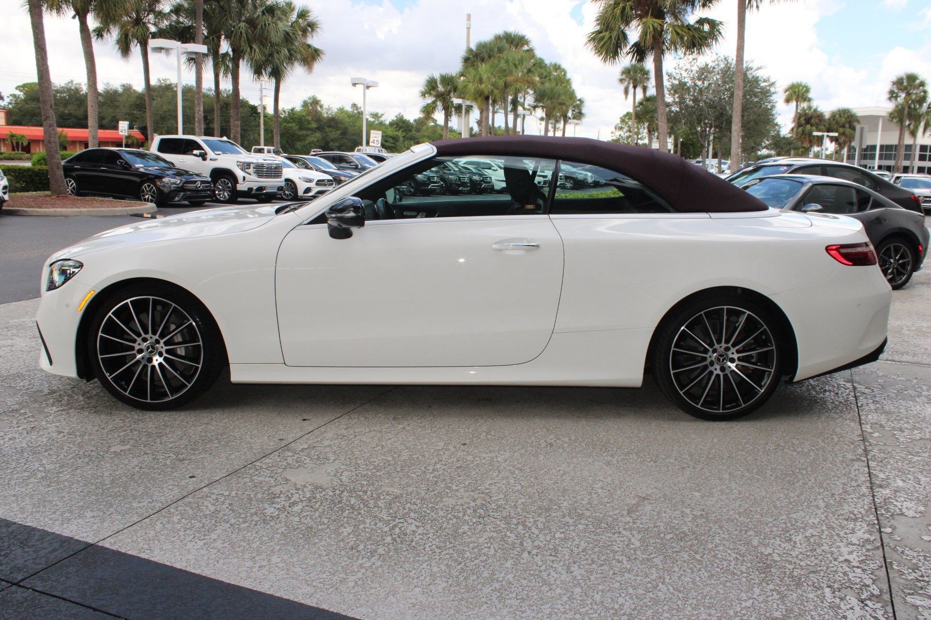 2023 Mercedes Benz E 450 photo 2