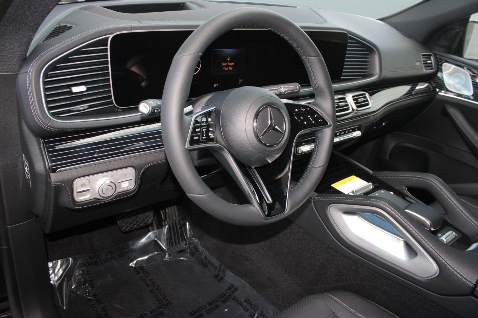 2026 Mercedes Benz GLE 450 4MATIC photo 4