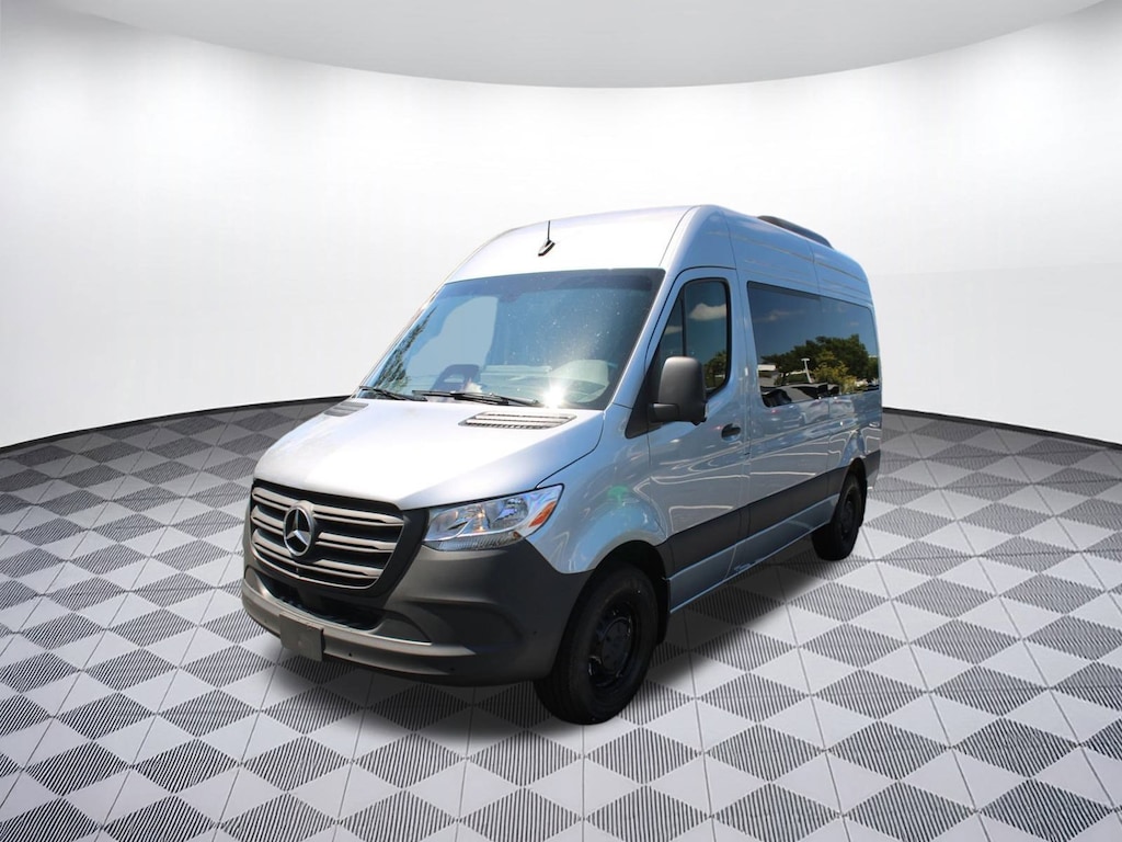 New 2025 Mercedes-Benz Sprinter 2500 Standard Roof 4-Cyl Diesel HO Van Passenger Van