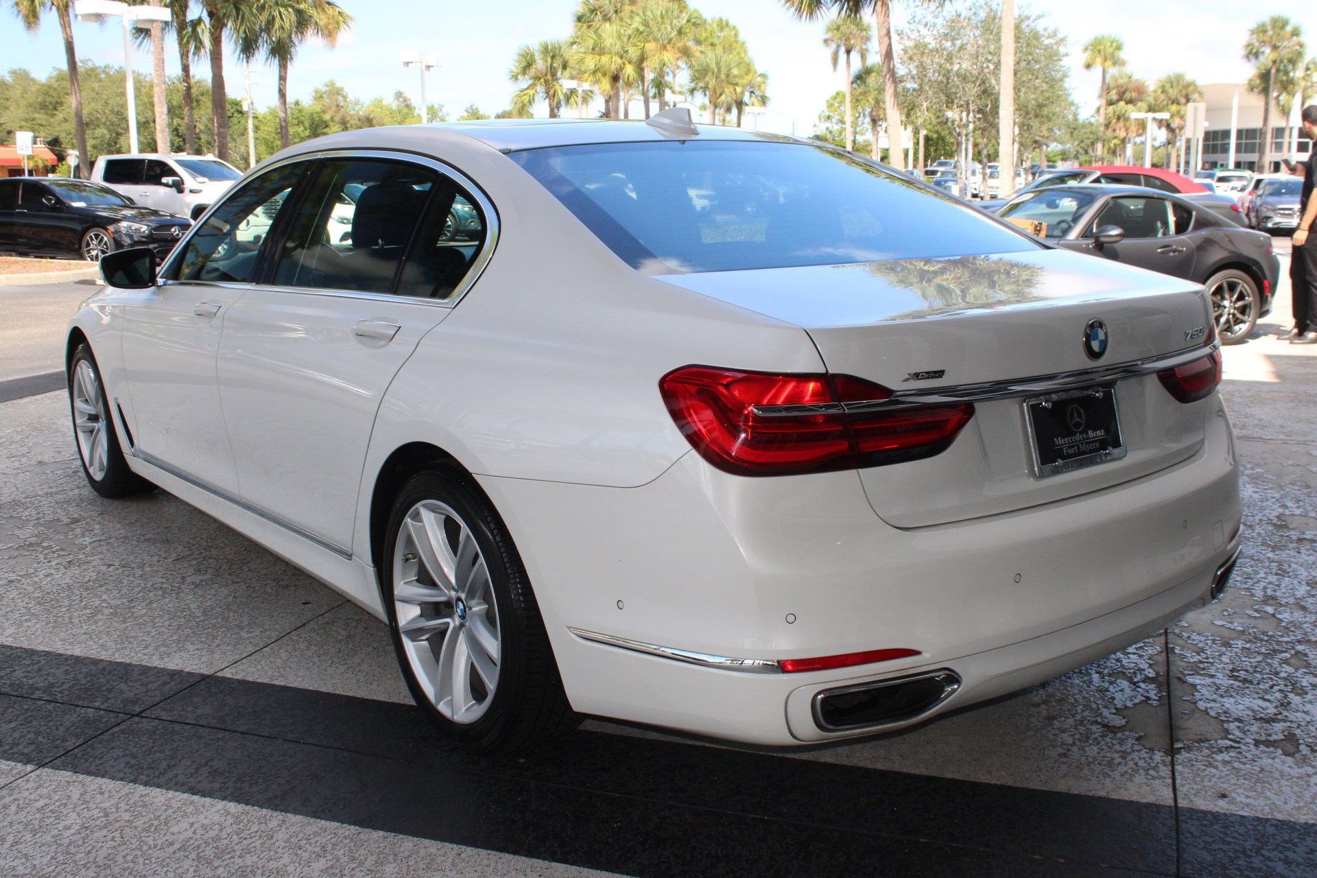 2017 Bmw 750i xDrive Sedan photo 3
