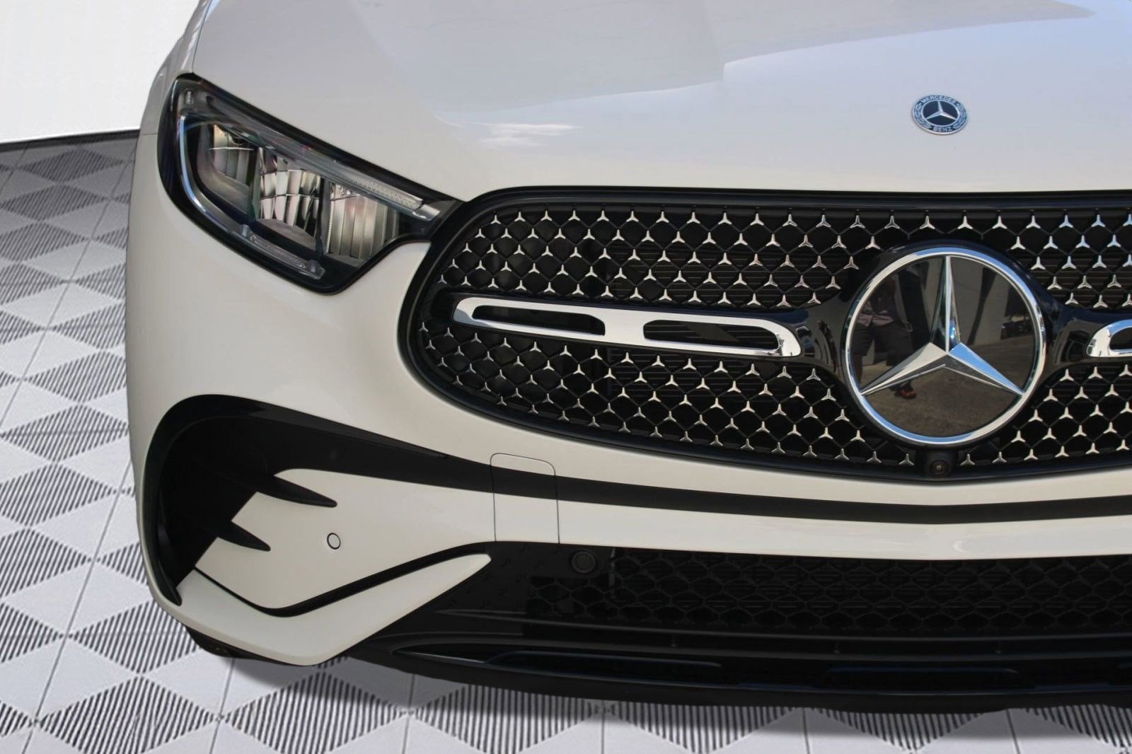 2026 Mercedes-Benz GLC Base - Photo 11