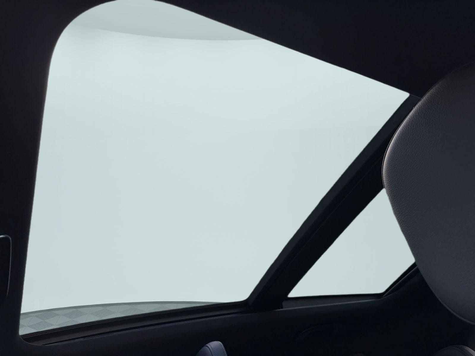 2026 Mercedes-Benz GLC Base - Photo 23