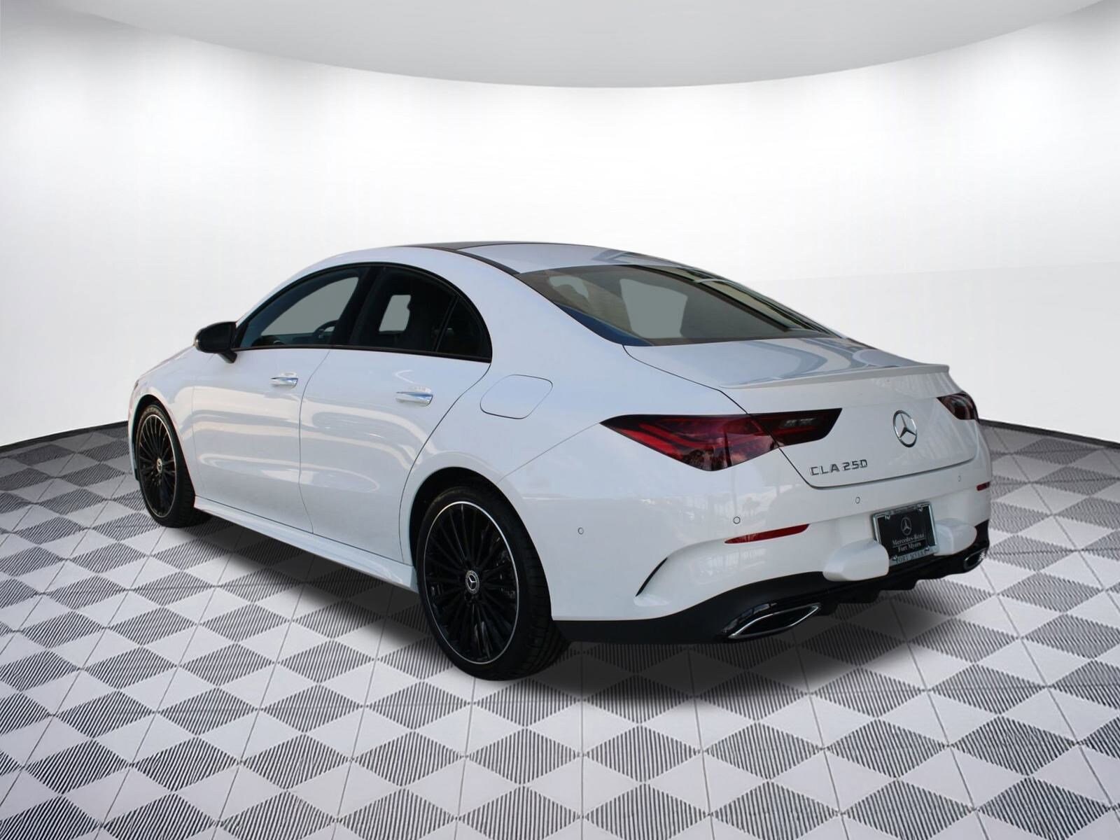 2026 Mercedes Benz CLA 250 photo 3