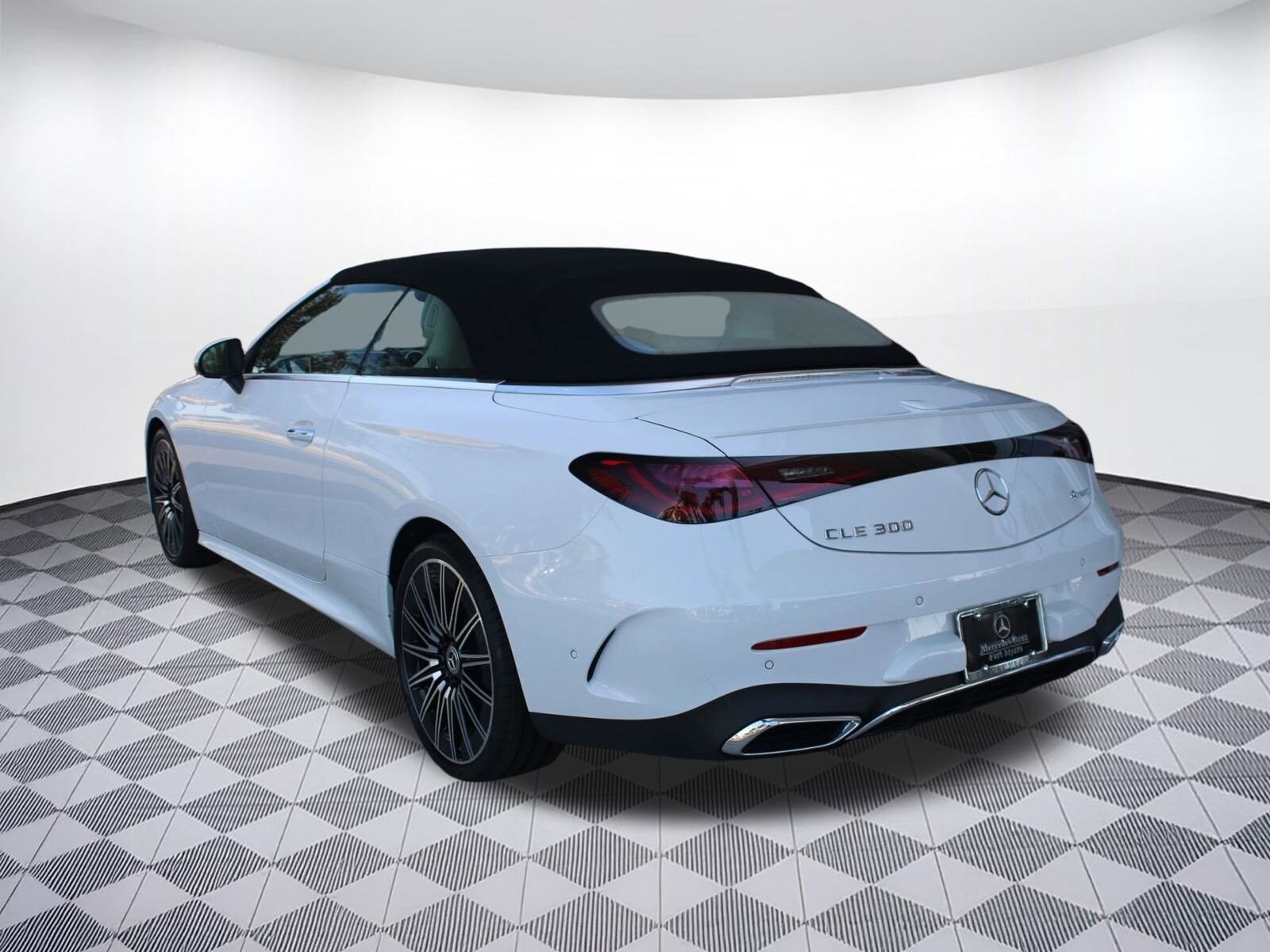 2026 Mercedes Benz CLE 300 4MATIC photo 3