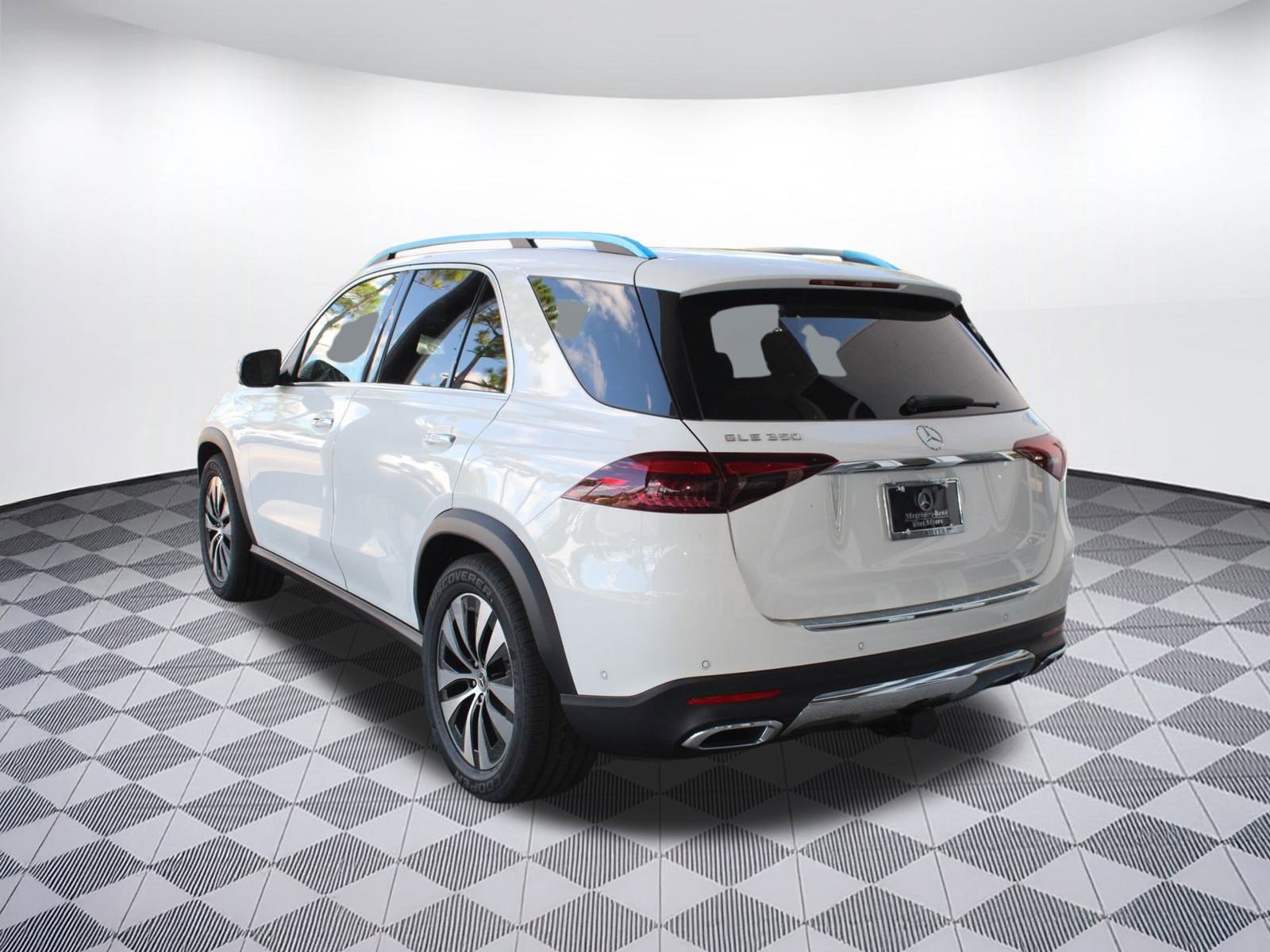 2026 Mercedes Benz GLE 350 photo 3