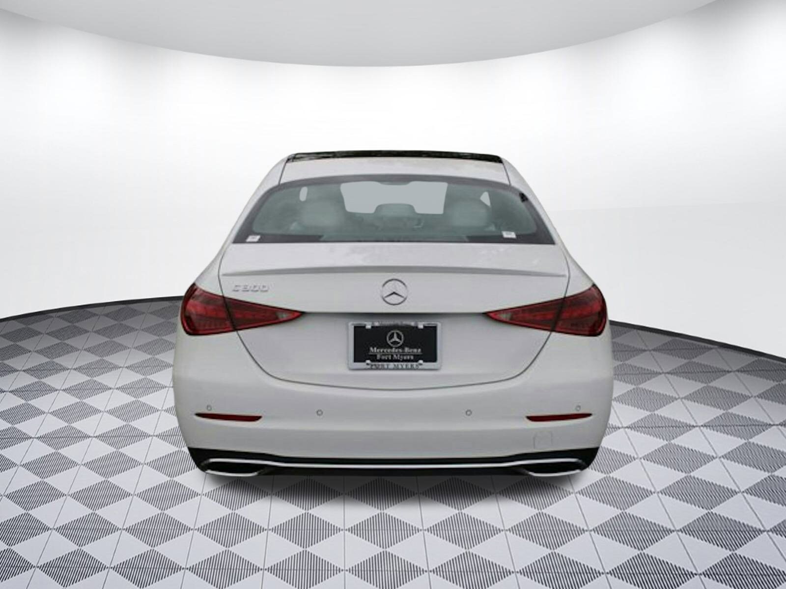 2025 Mercedes Benz C 300 photo 4