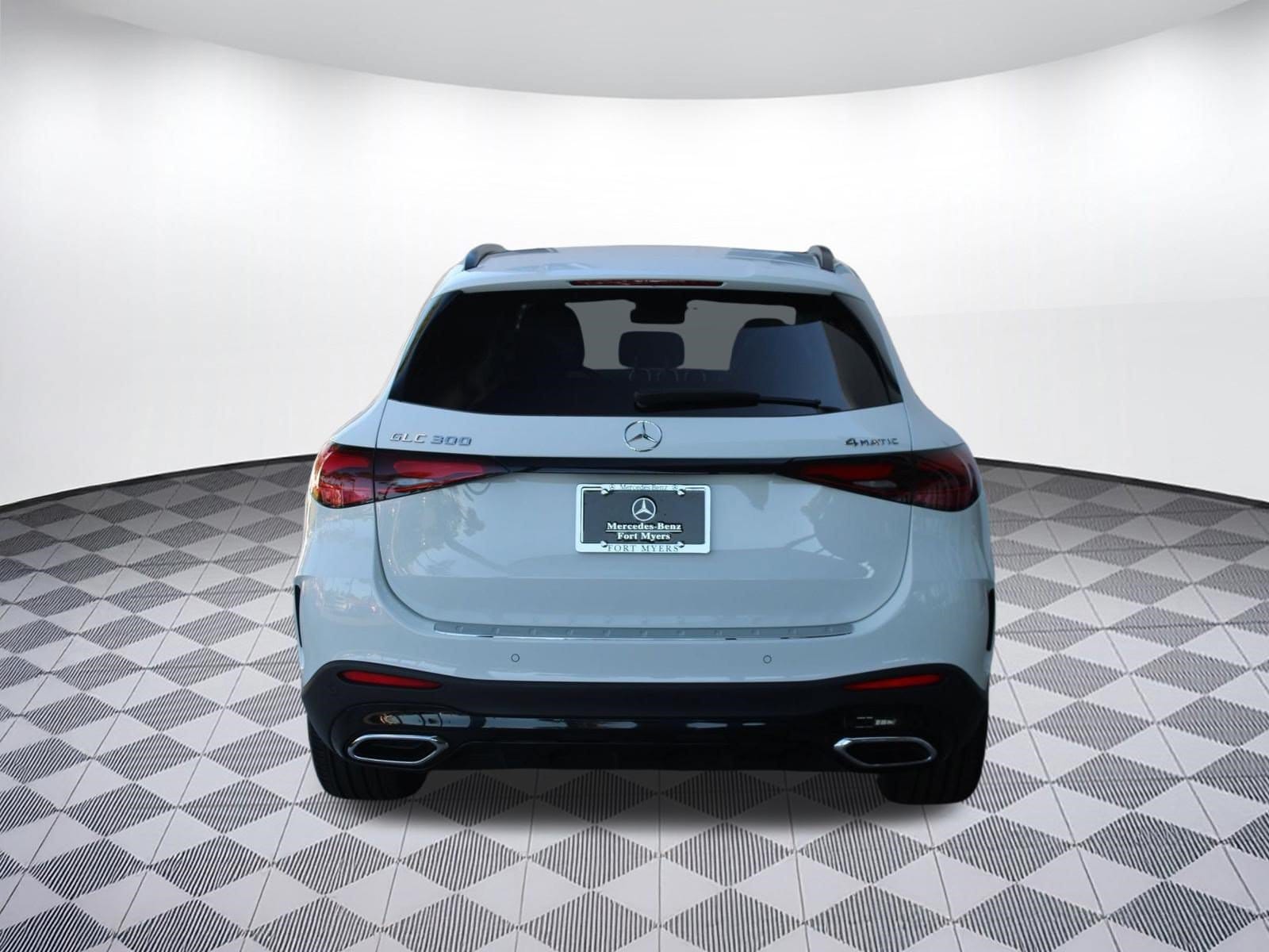 2026 Mercedes-Benz GLC Base - Photo 10