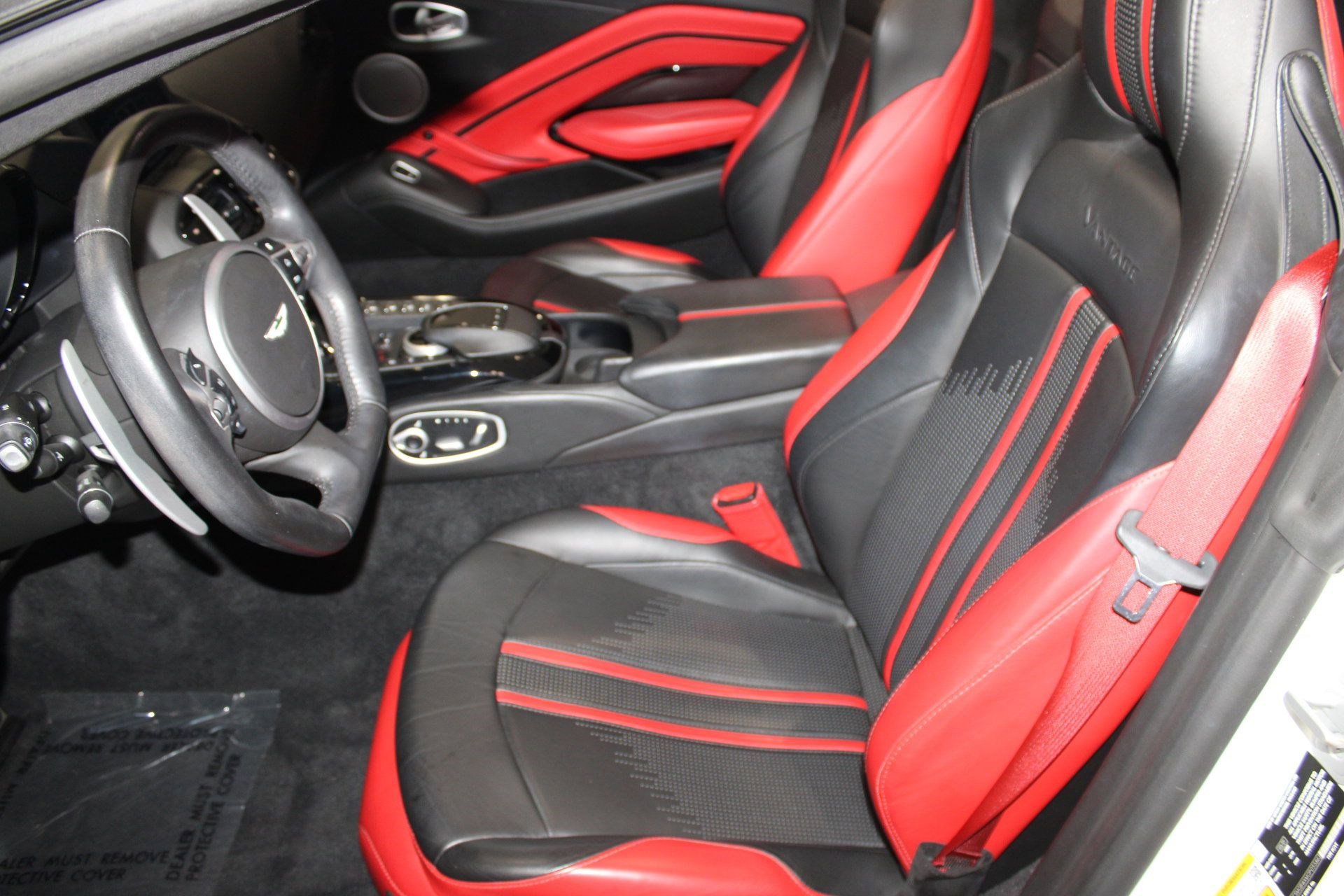 2021 Aston Martin Vantage Roadster photo 4