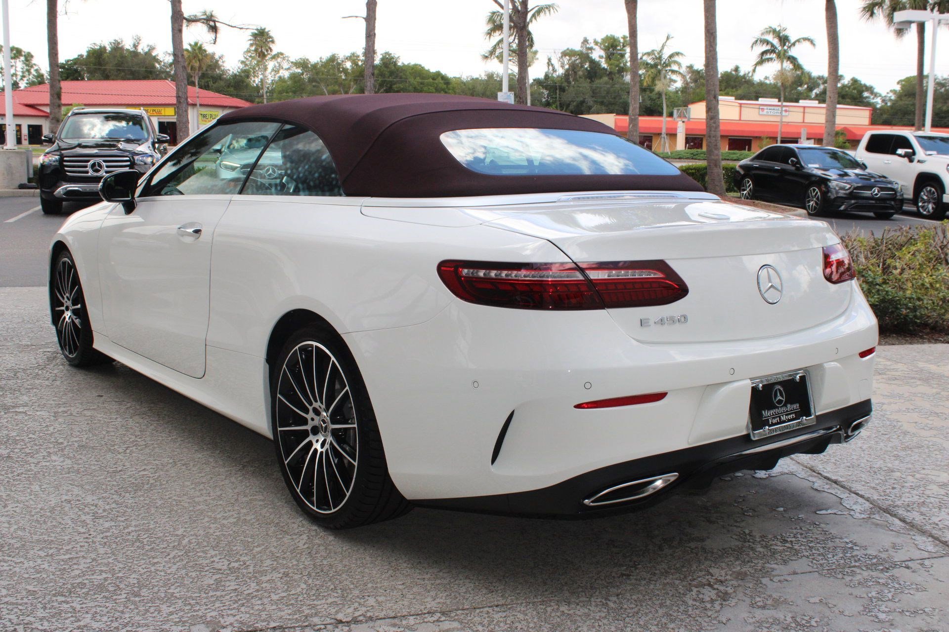 2023 Mercedes Benz E 450 photo 3