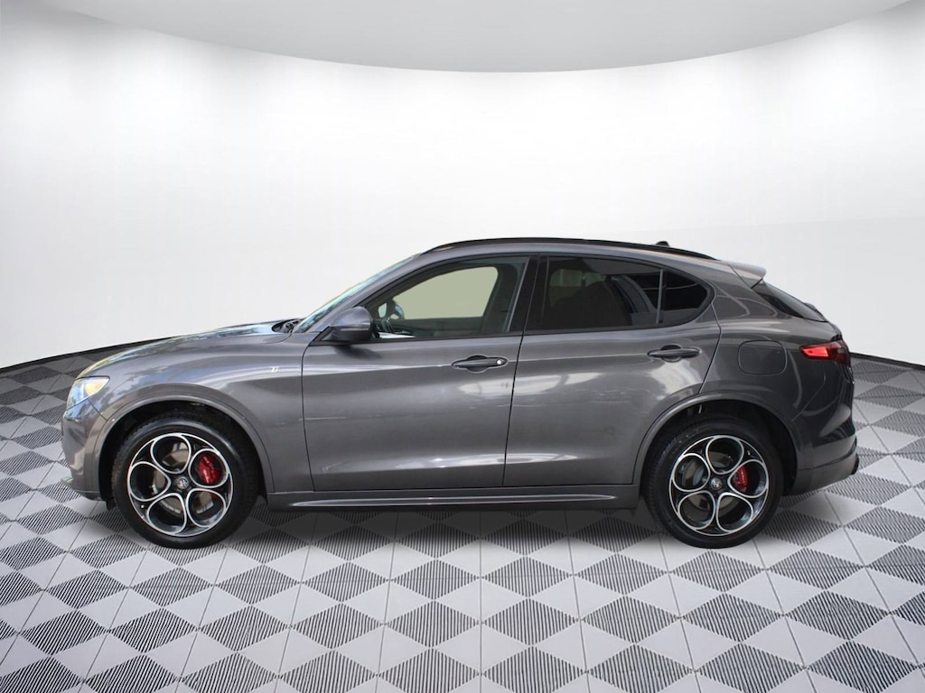 Used 2022 Alfa Romeo Stelvio Ti SUV