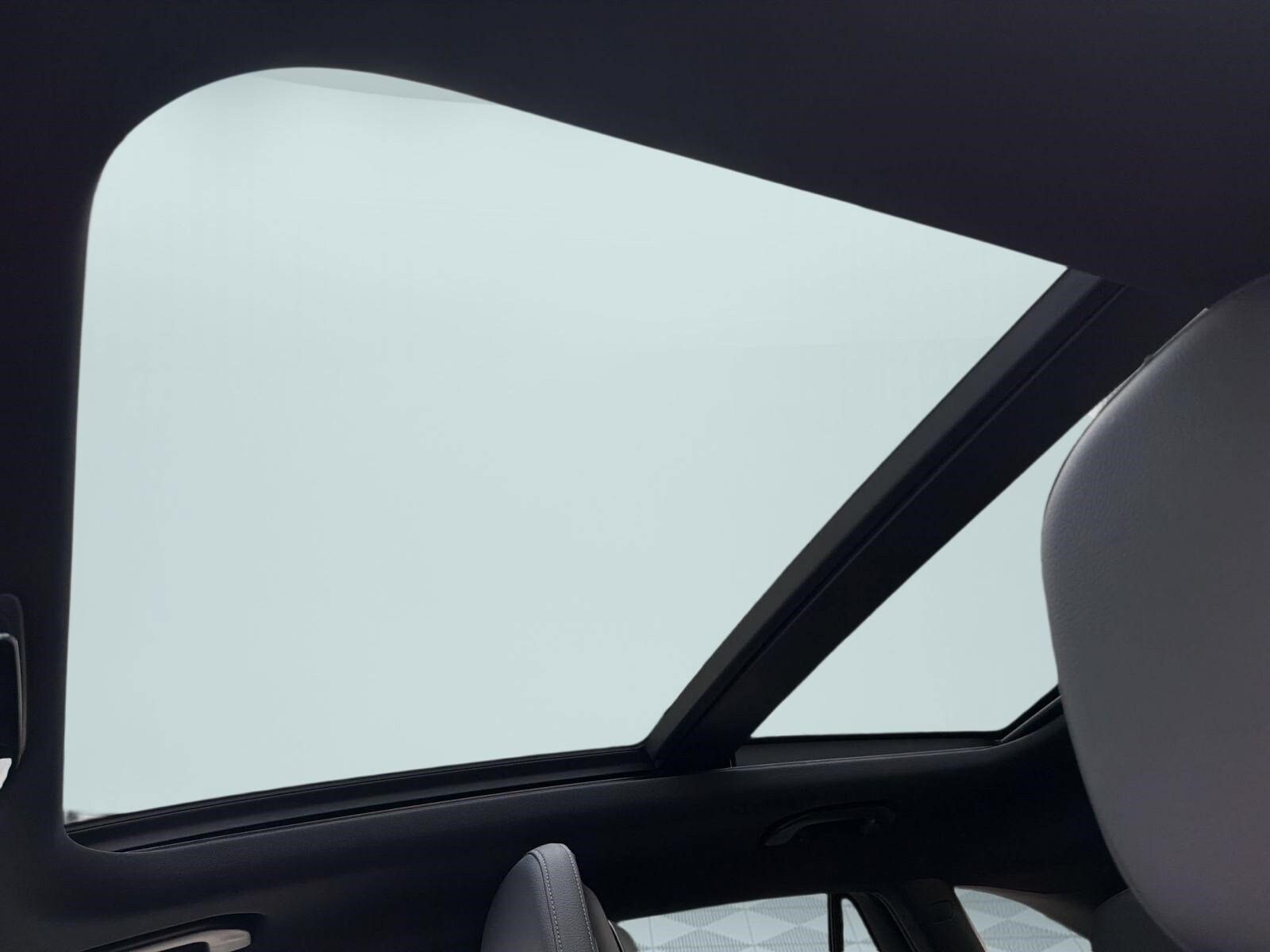 2026 Mercedes-Benz GLC Base - Photo 21