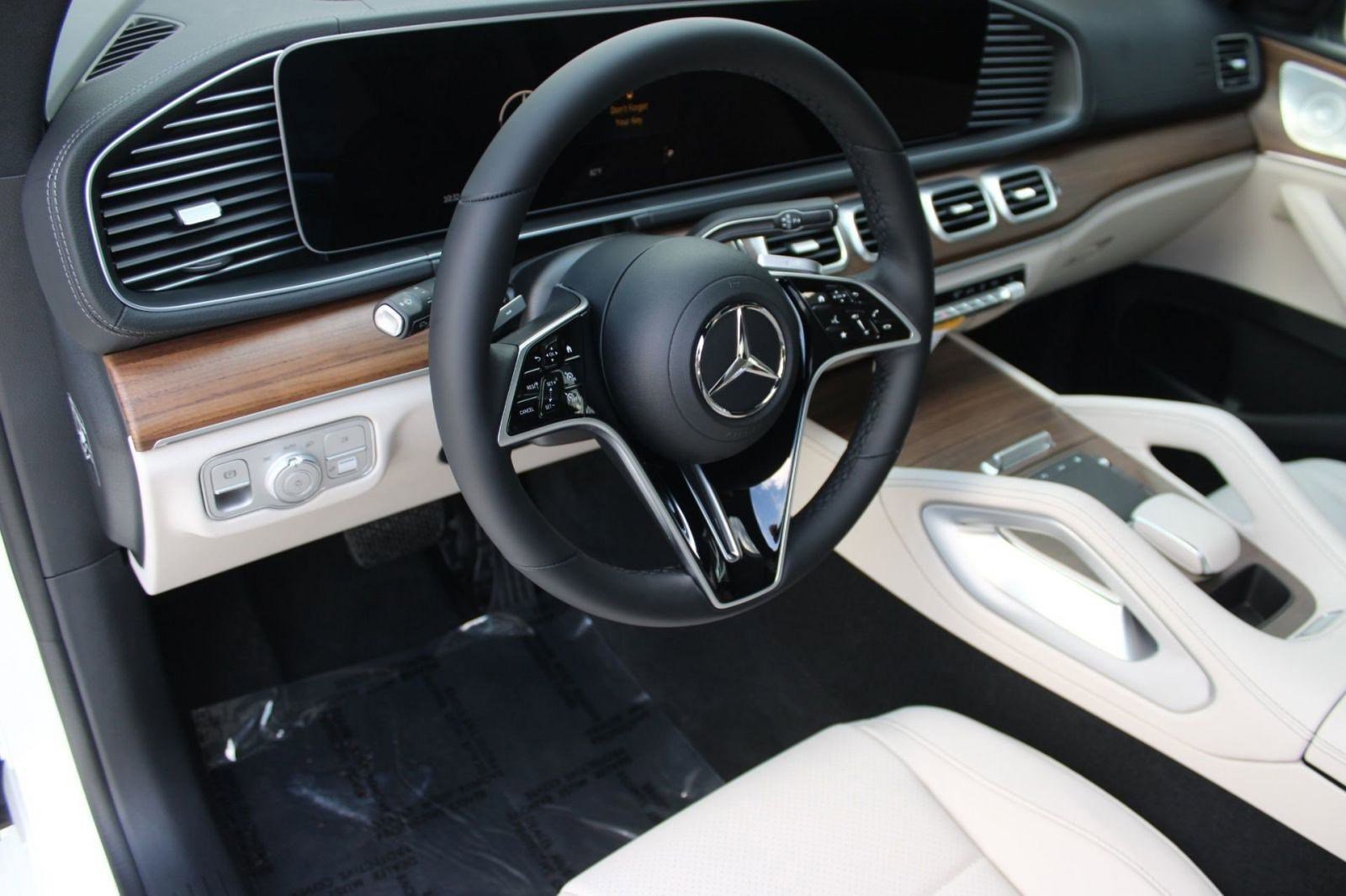 2026 Mercedes Benz GLE 350 4MATIC photo 4