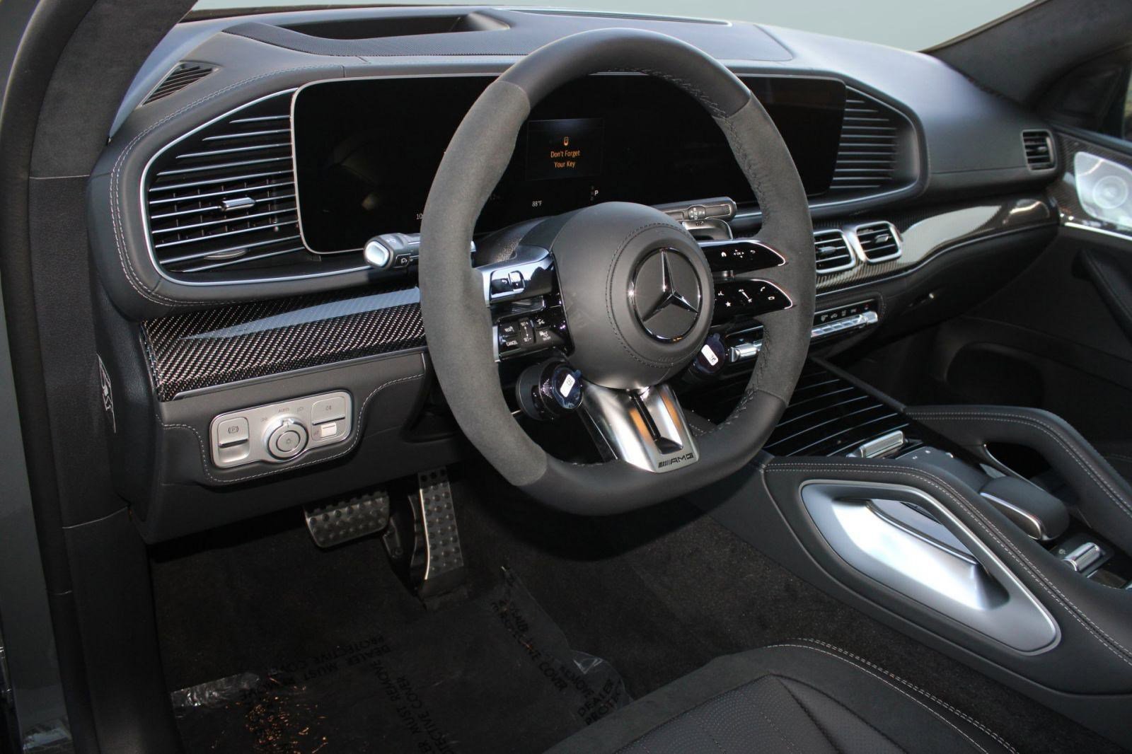 2026 Mercedes Benz GLE AMG 63 S photo 3