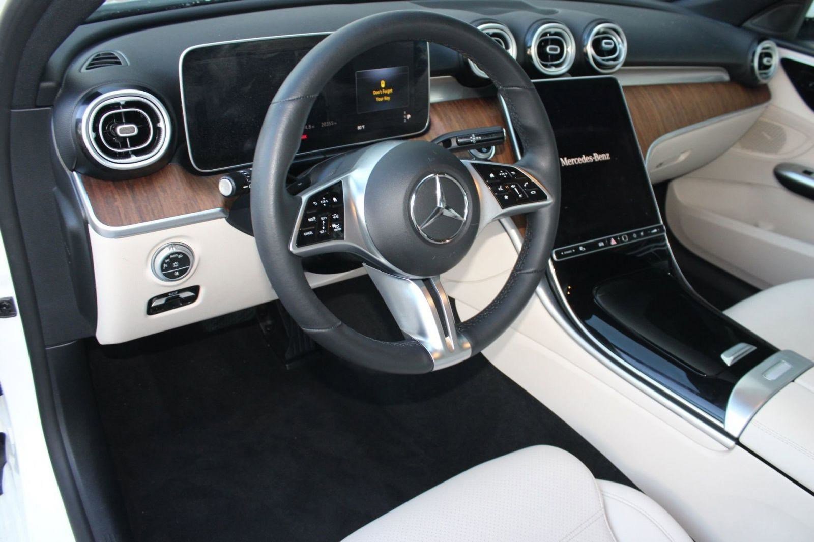 2023 Mercedes Benz C 300 Sedan photo 4