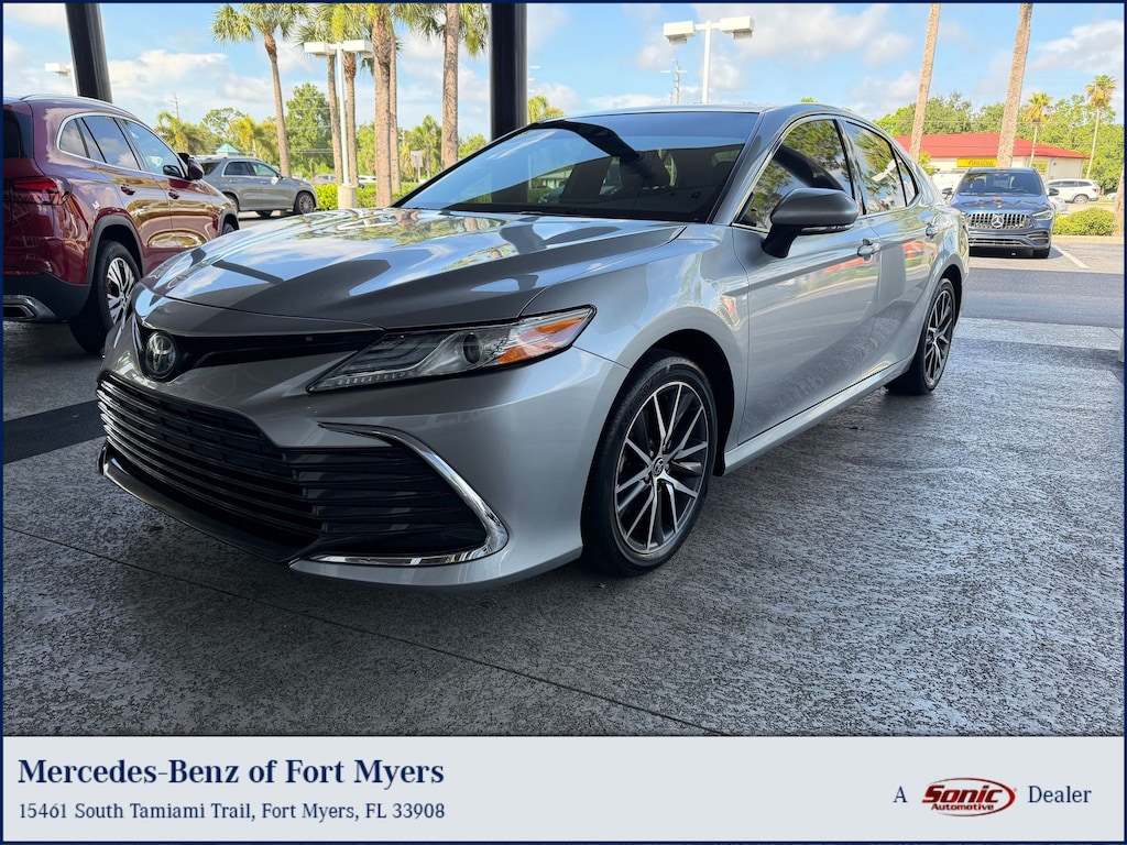 Used 2023 Toyota Camry Hybrid Hybrid XLE Sedan