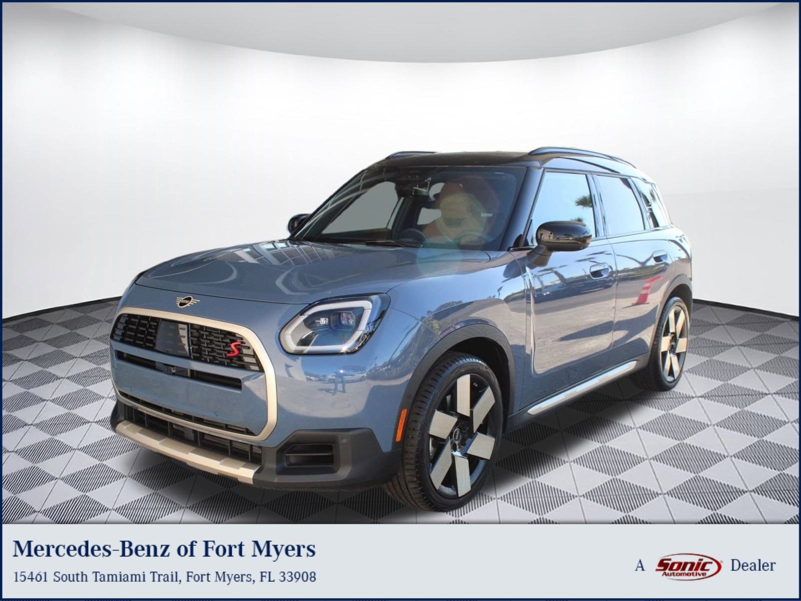 2025 MINI Countryman S's photo