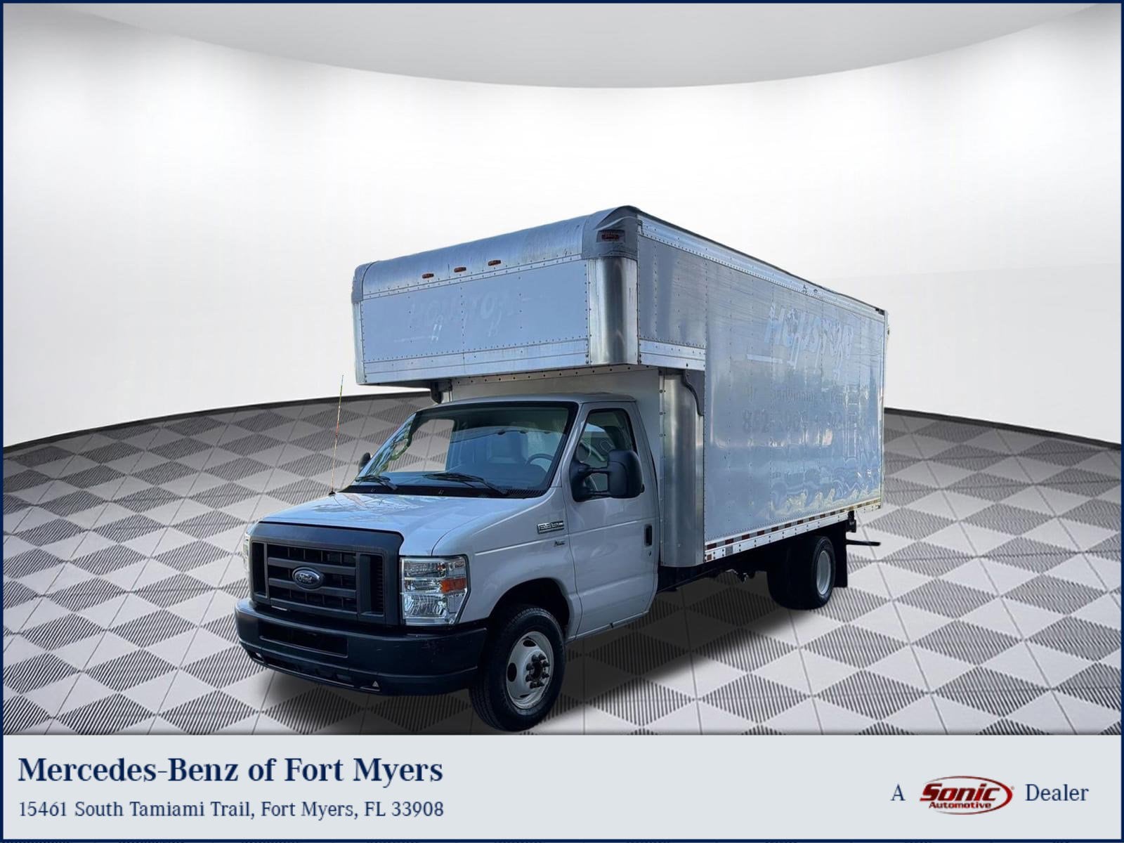 2018 Ford E-Series Cutaway Base