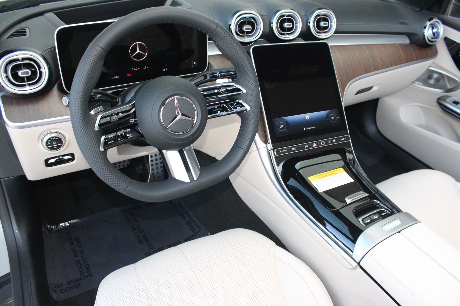 2026 Mercedes Benz CLE 300 4MATIC photo 4