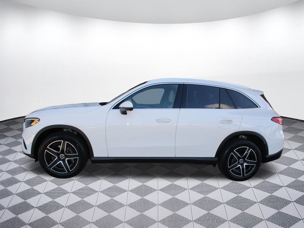 New 2026 Mercedes-Benz GLC 300 SUV