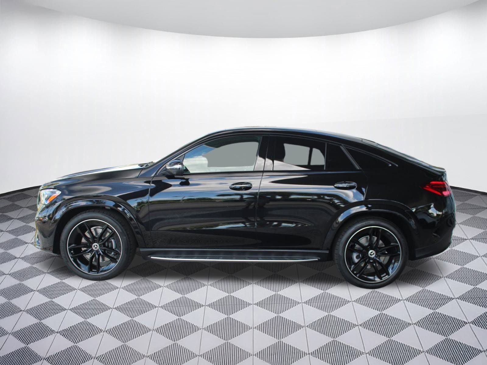 2026 Mercedes-Benz GLE Coupe GLE450 - Photo 2
