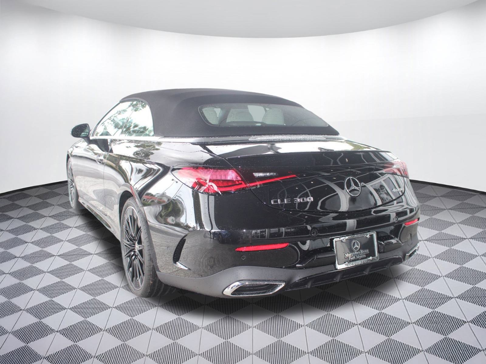 2026 Mercedes Benz CLE 300 4MATIC photo 3