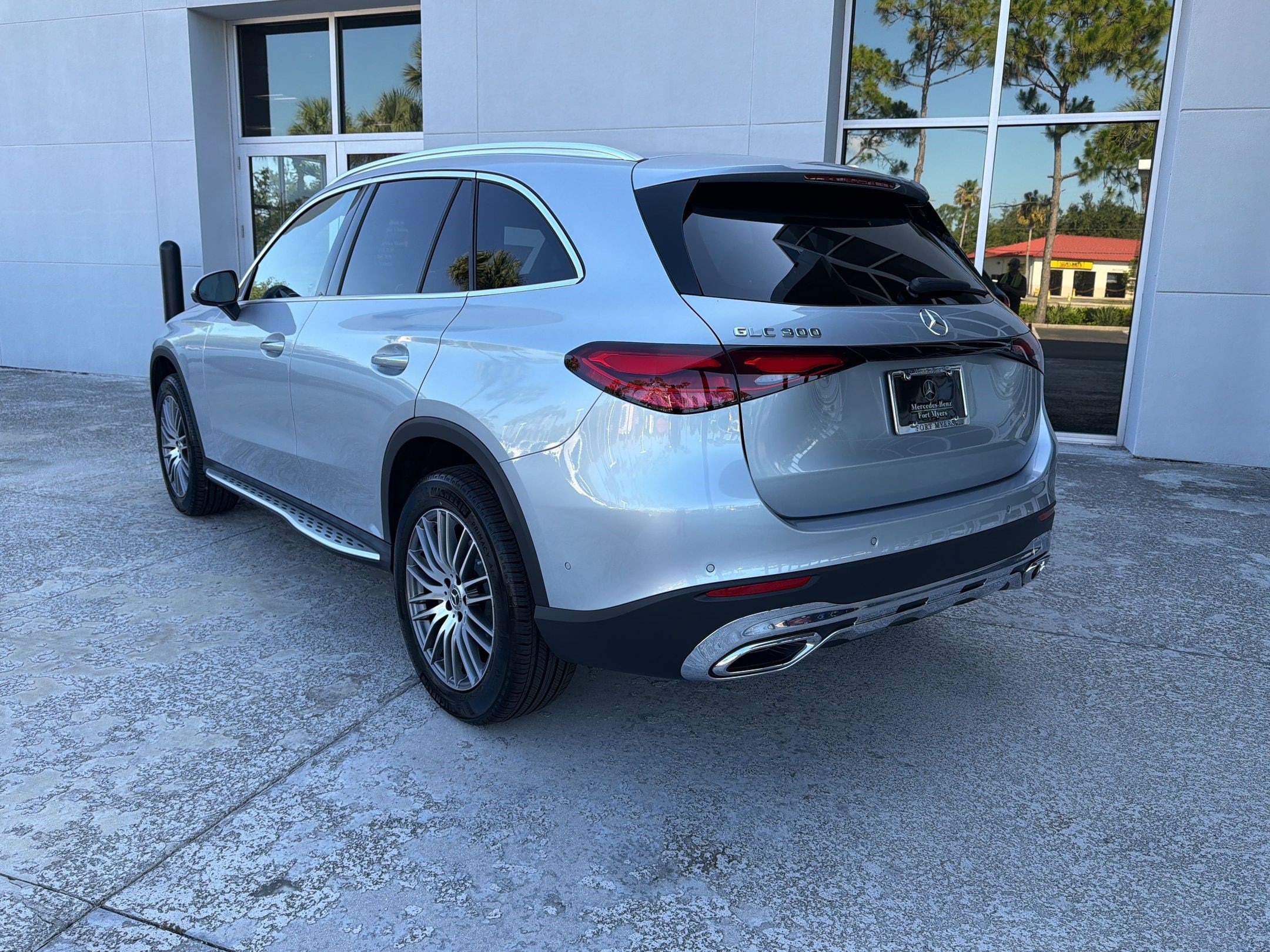GLC 300 SUV