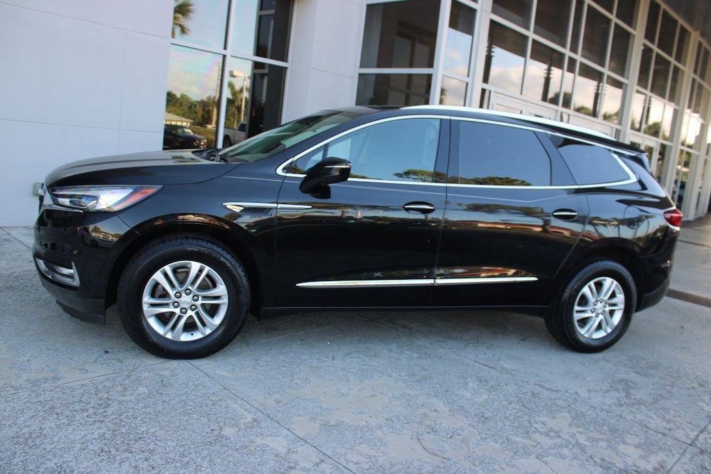 Used 2018 Buick Enclave Essence SUV