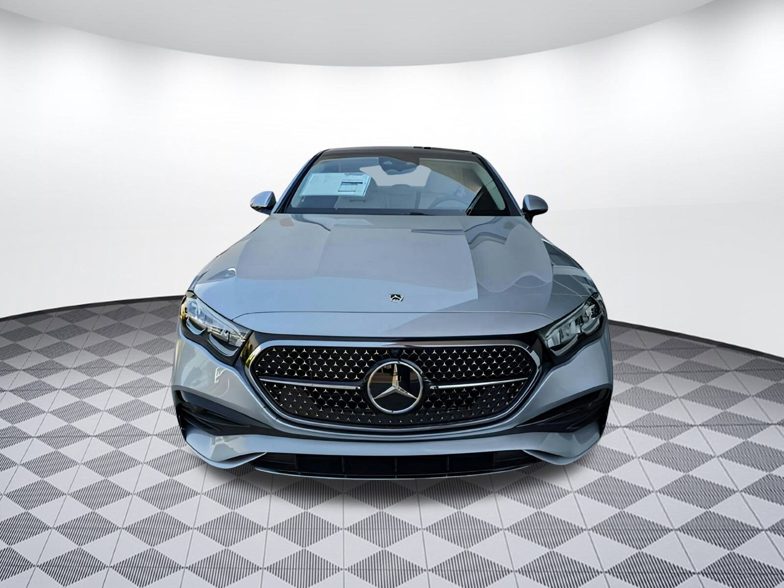 2025 Mercedes Benz E 350 Sedan photo 3