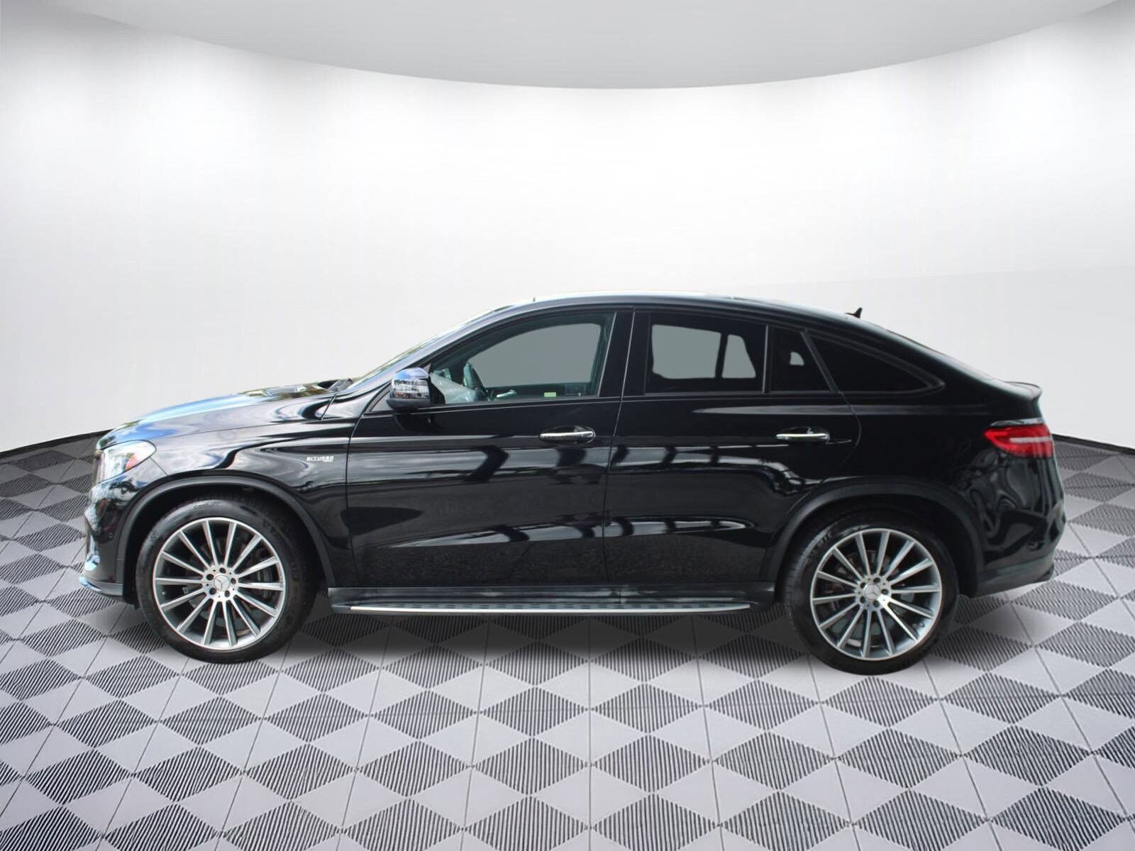 2019 Mercedes Benz GLE AMG 43 Coupe photo 2