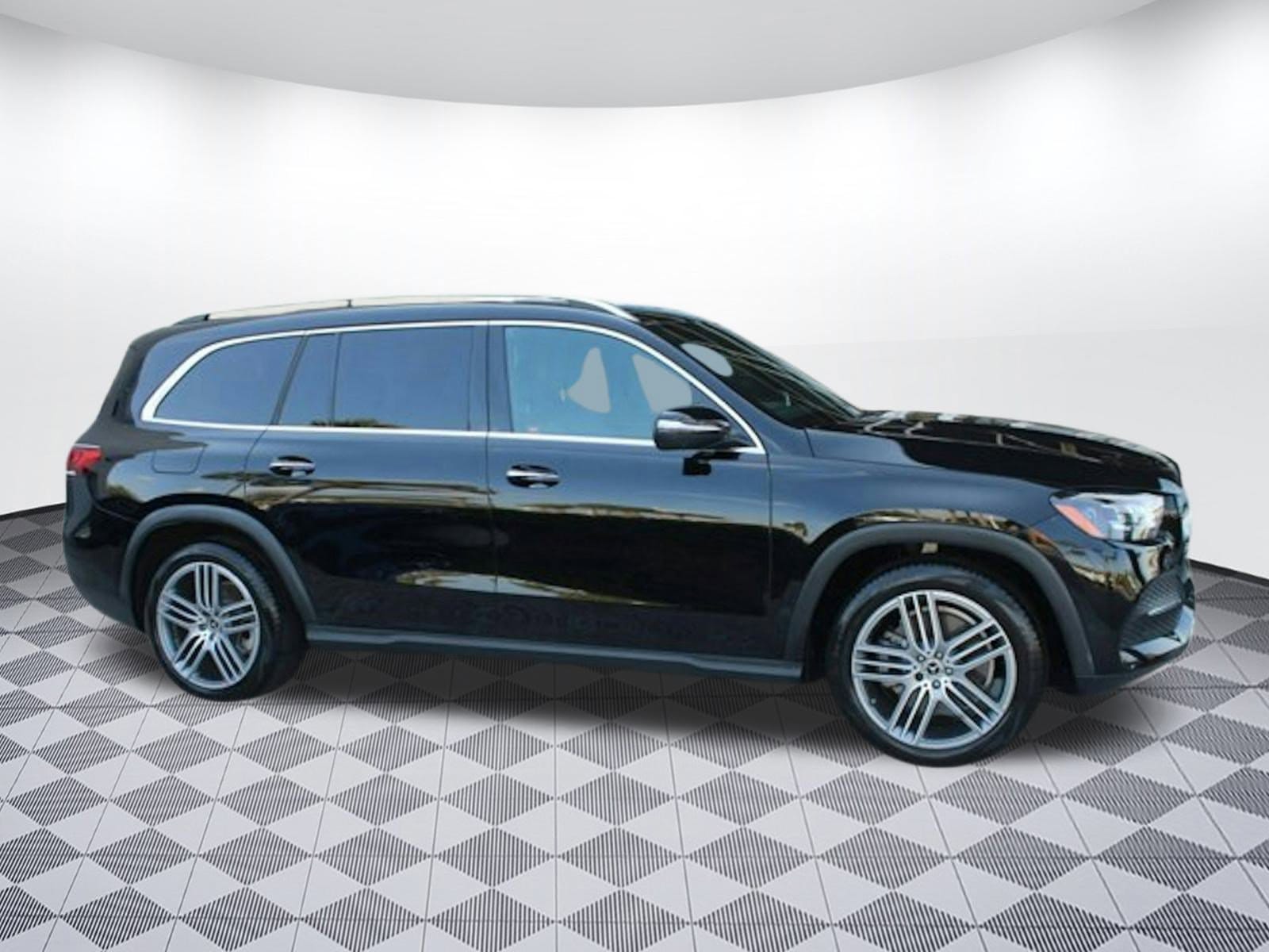 Used 2022 Mercedes-Benz GLS GLS450 with VIN 4JGFF5KE7NA585719 for sale in Fort Myers, FL