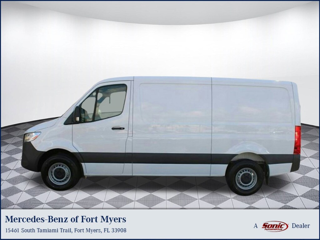 New 2025 Mercedes-Benz Sprinter 2500 Standard Roof 4-Cyl Diesel HO Van Cargo Van