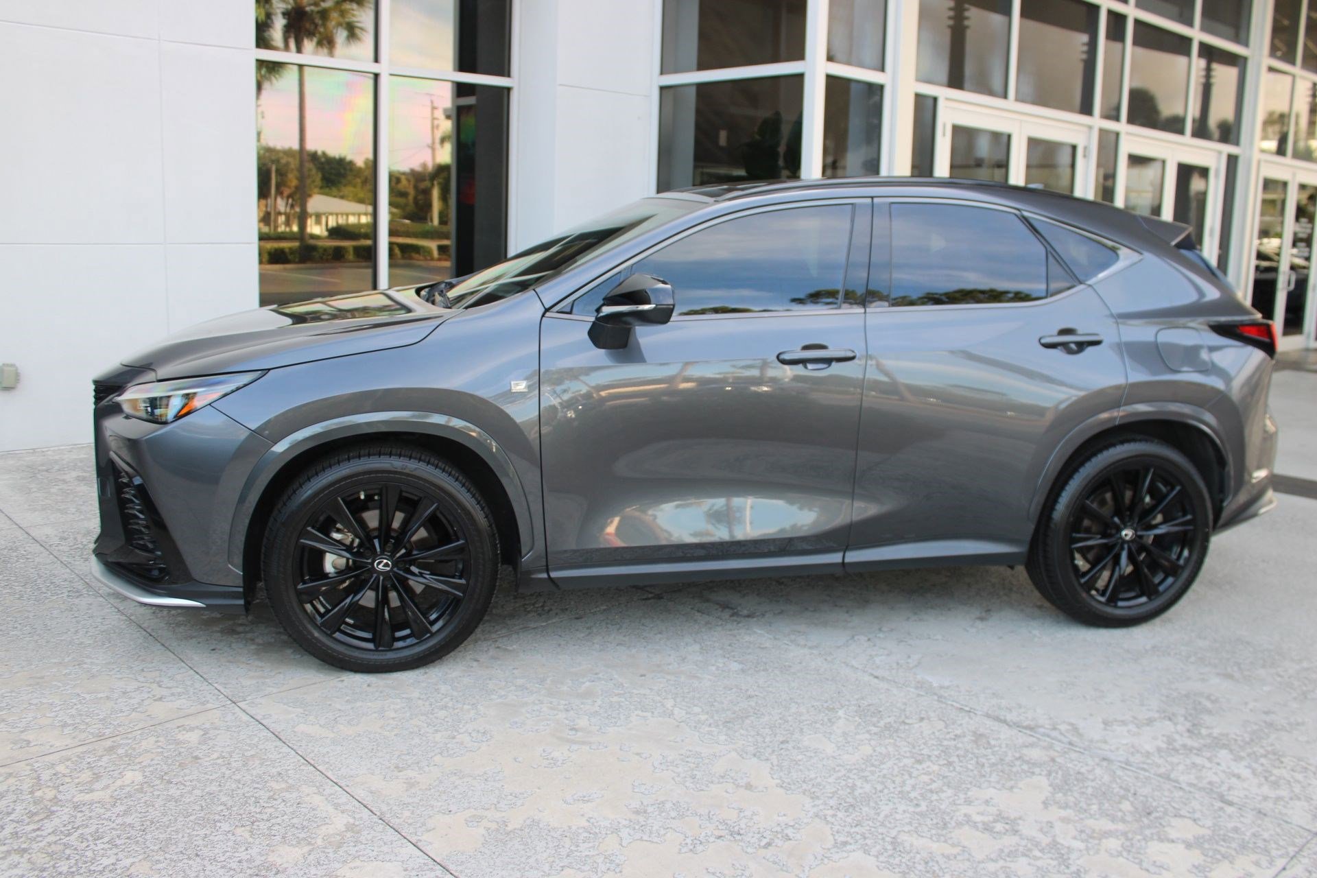 2023 Lexus NX 350 F SPORT Handling photo 2