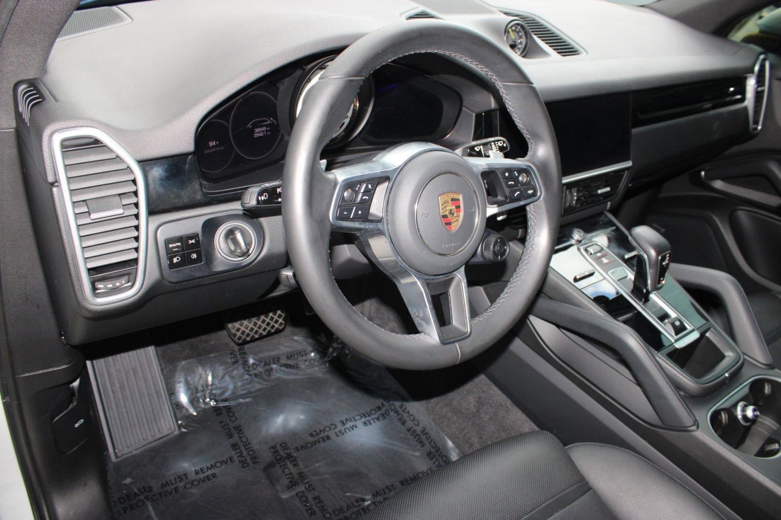 2021 Porsche Cayenne E-Hybrid photo 4