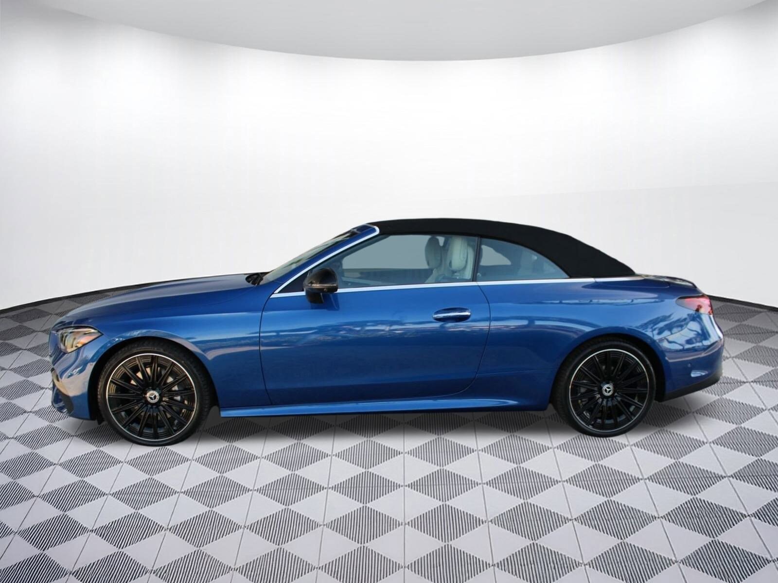 2026 Mercedes Benz CLE 300 4MATIC photo 2