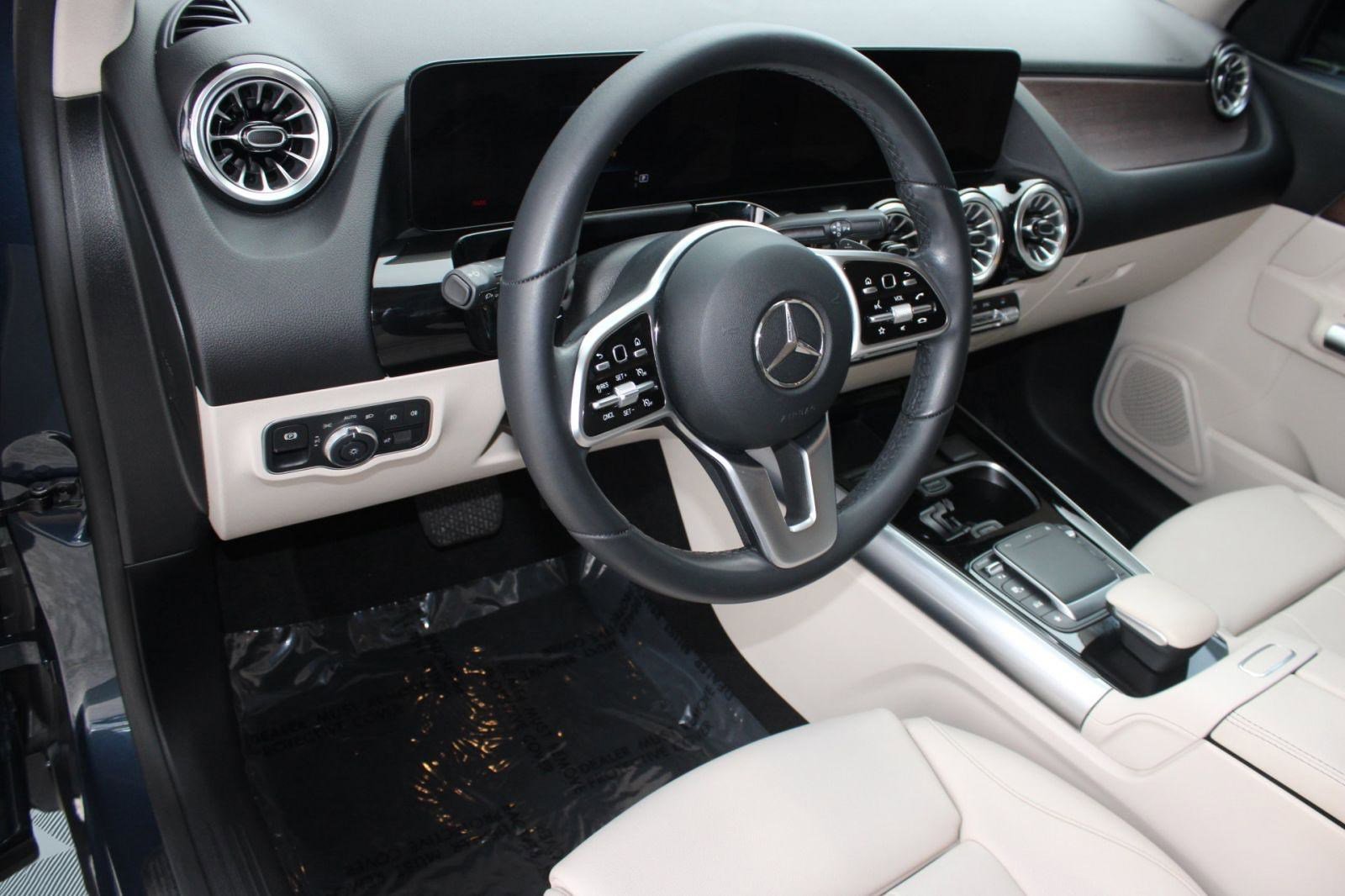 2023 Mercedes Benz GLA 250 photo 4