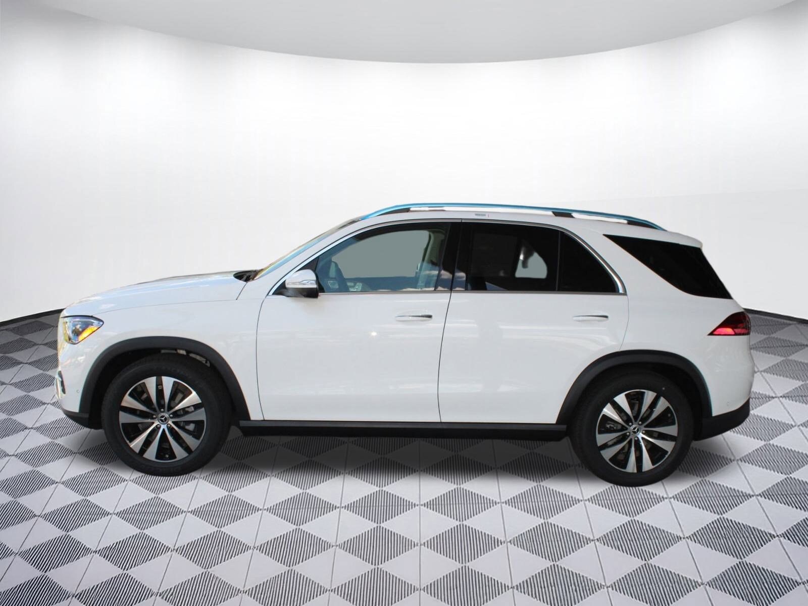 2026 Mercedes Benz GLE 350 photo 2