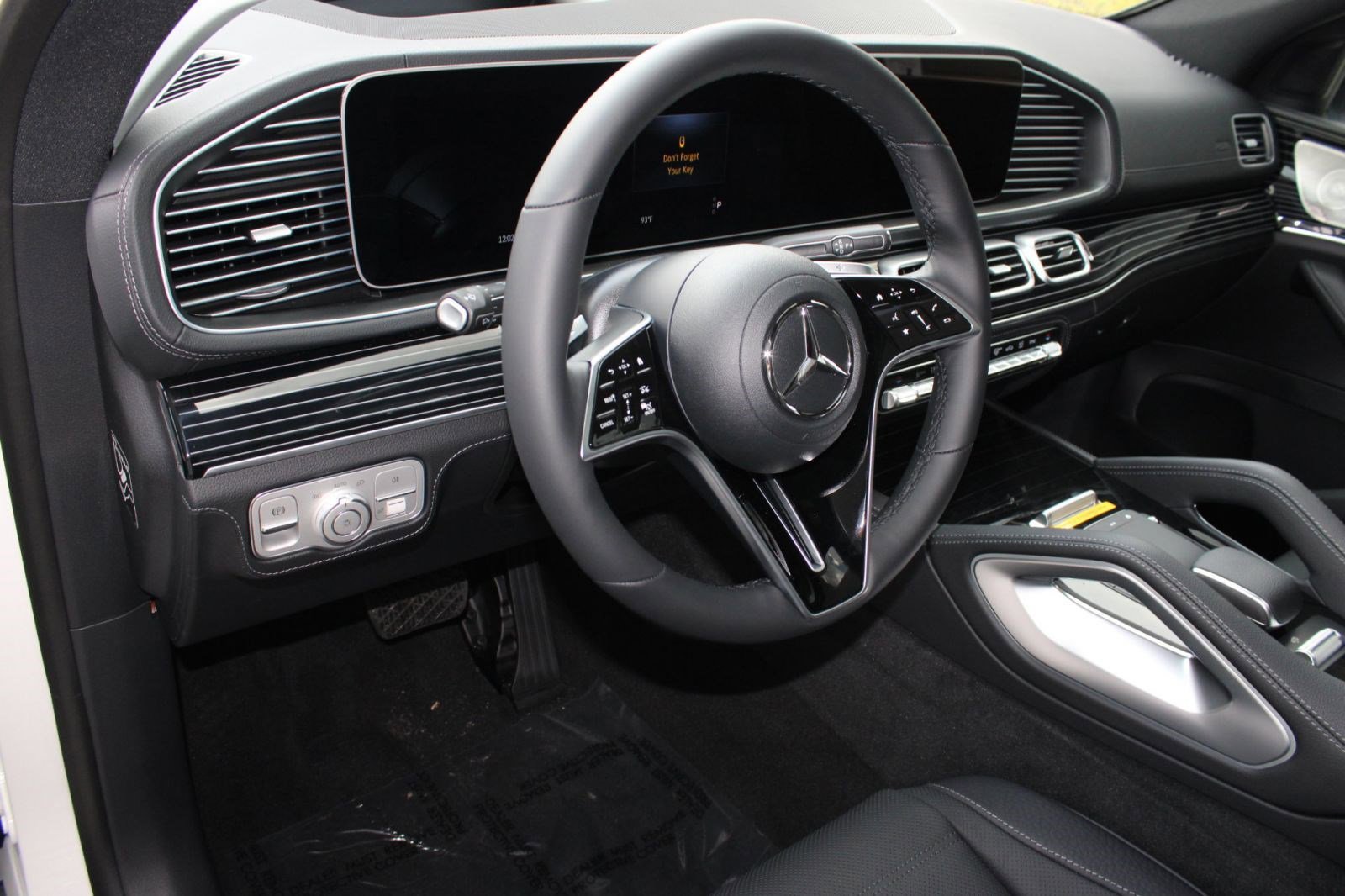 2026 Mercedes Benz GLE 450 4MATIC Coupe photo 4