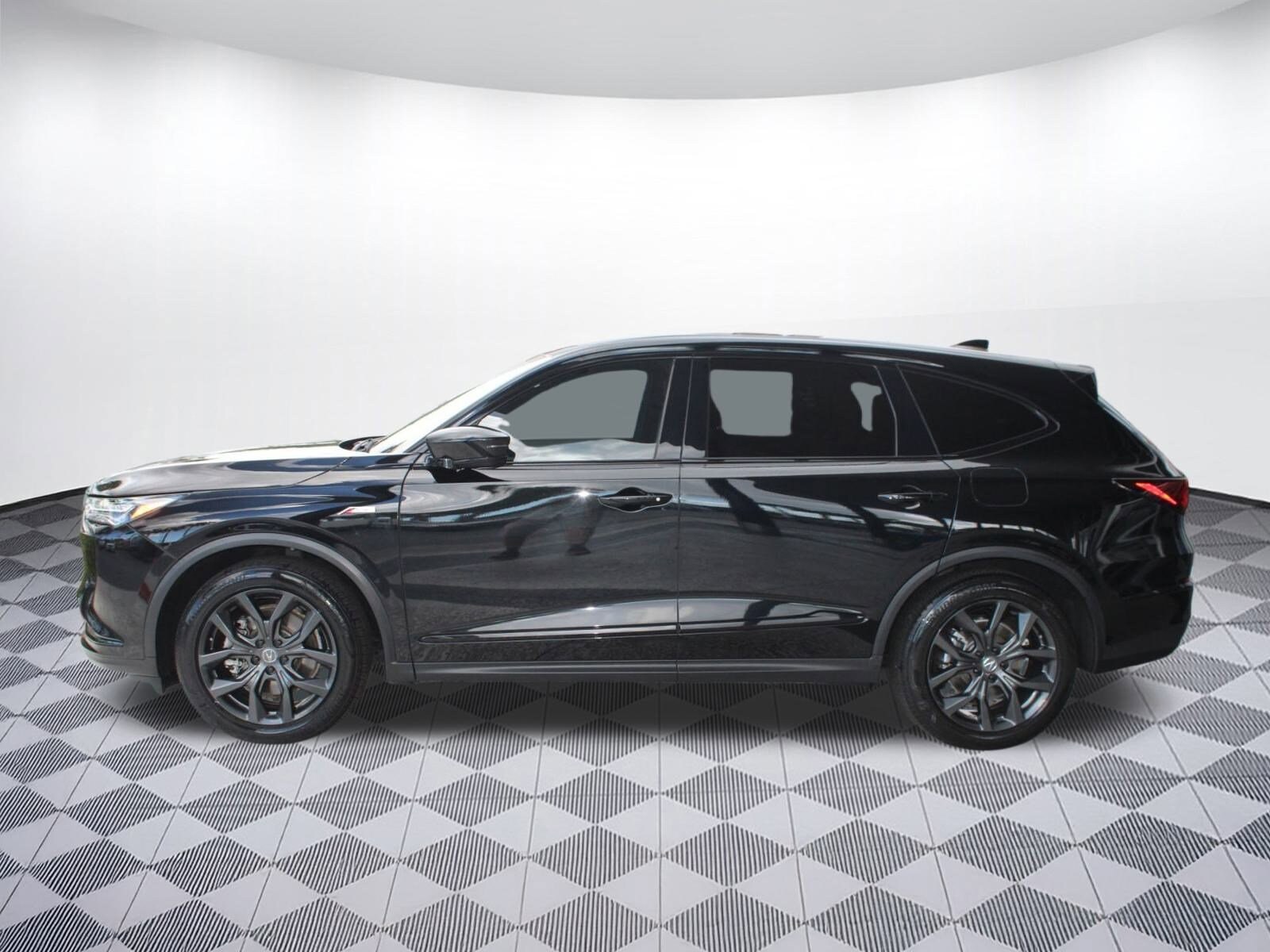 2022 Acura MDX A-Spec photo 2