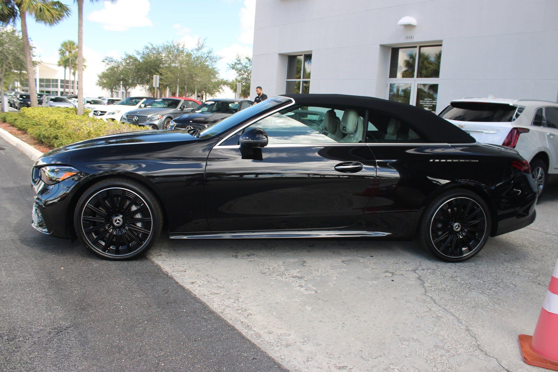 2026 Mercedes Benz CLE 450 4MATIC photo 2