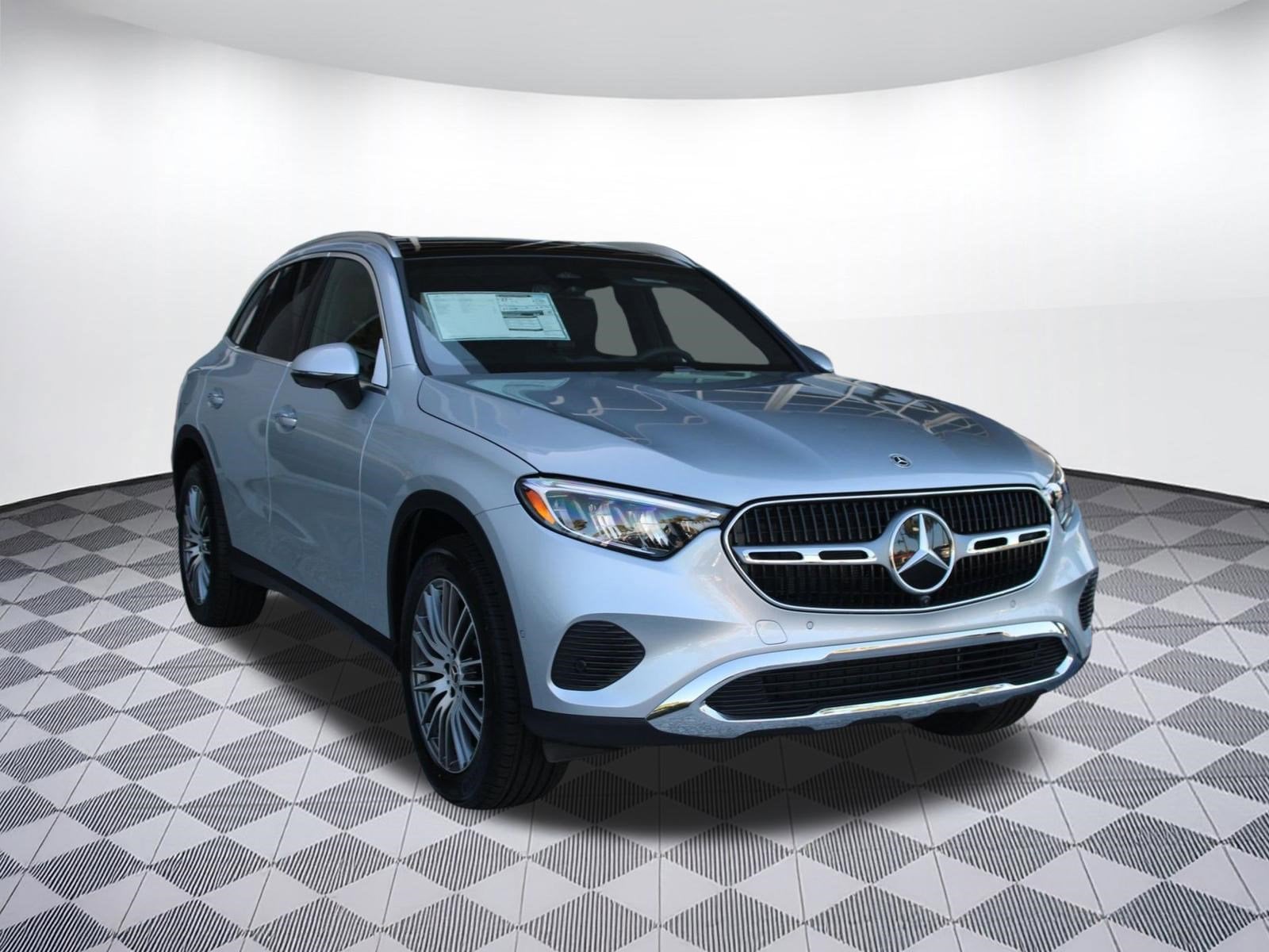 2026 Mercedes-Benz GLC Base - Photo 7