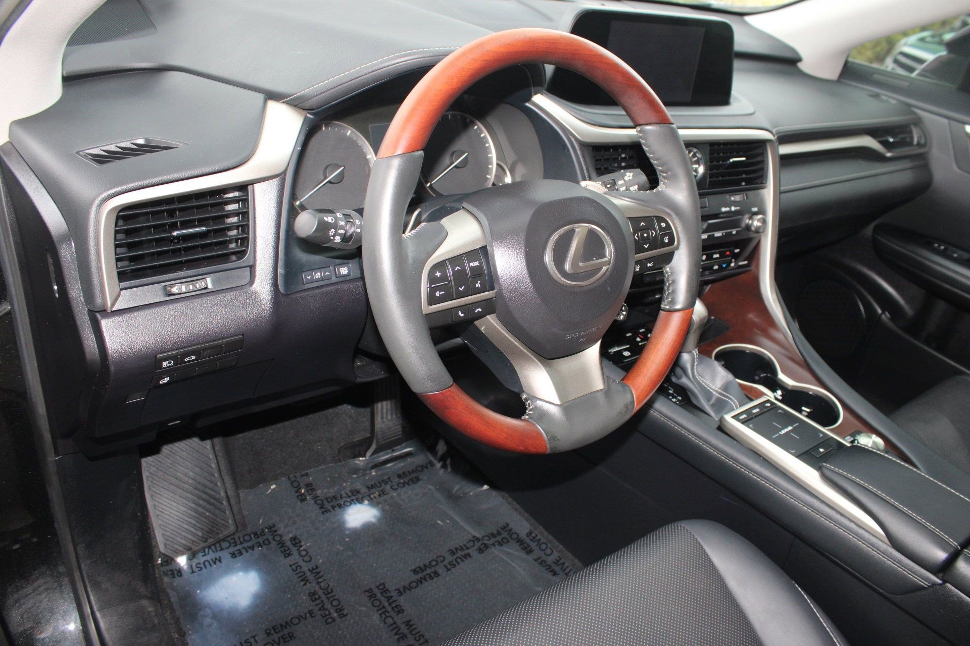 2022 Lexus RX 350 photo 2